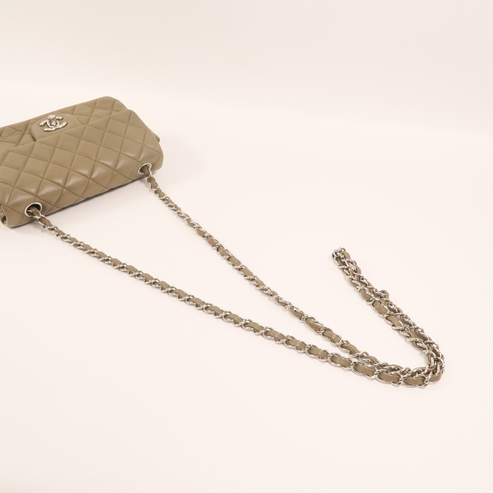 CHANEL 羊皮皮革Mini Classic 20銀扣鏈帶肩背袋