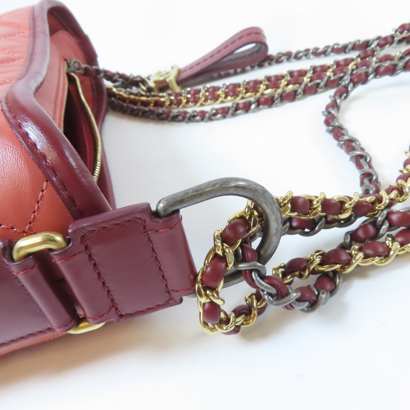 CHANEL 【激減優惠】菱格牛皮皮革Gabrielle Hobo Mini銀扣/金扣鏈帶肩背袋紅色