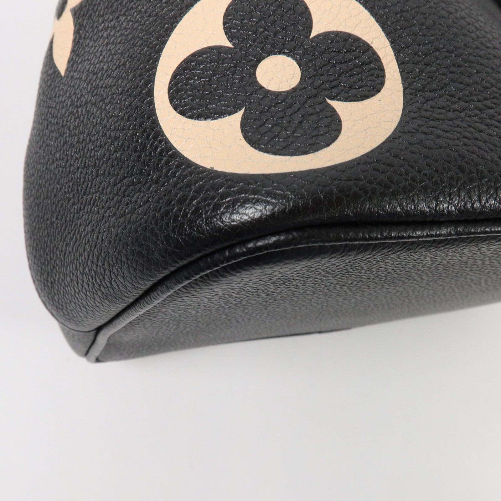 LOUIS VUITTON Monogram Empreinte Bicolor Neo Noe MM手挽肩背兩用袋