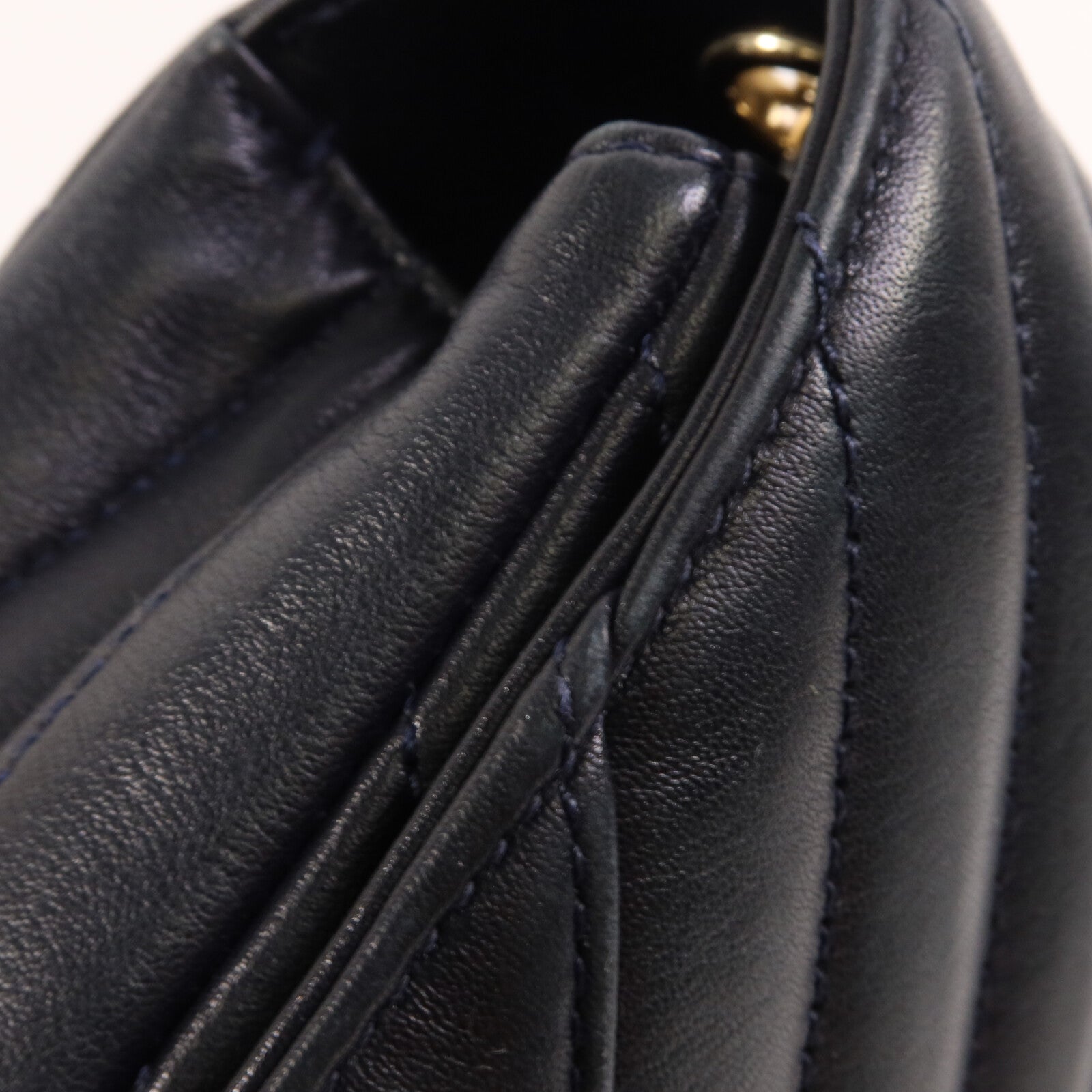 CHANEL 牛皮皮革Chain Shoulder鏈帶肩背袋
