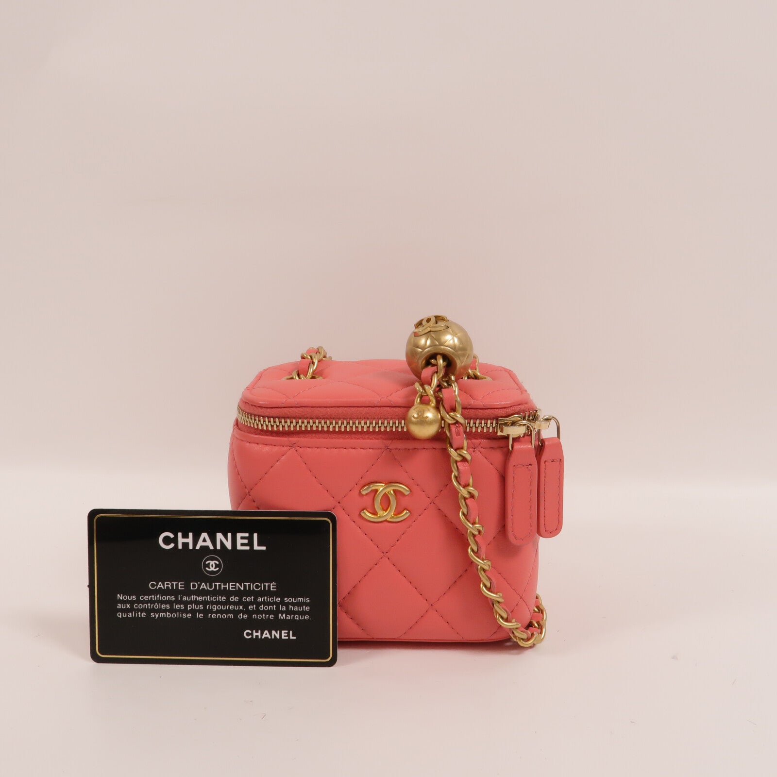 CHANEL 羊皮皮革Vanity Case Gold Ball鏈帶肩背袋