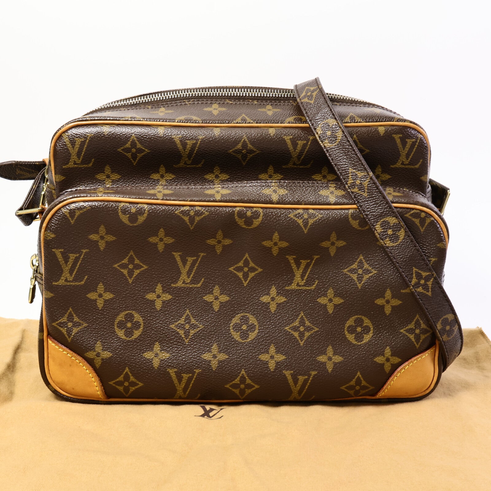 LOUIS VUITTON Monogram Nile金扣肩背袋