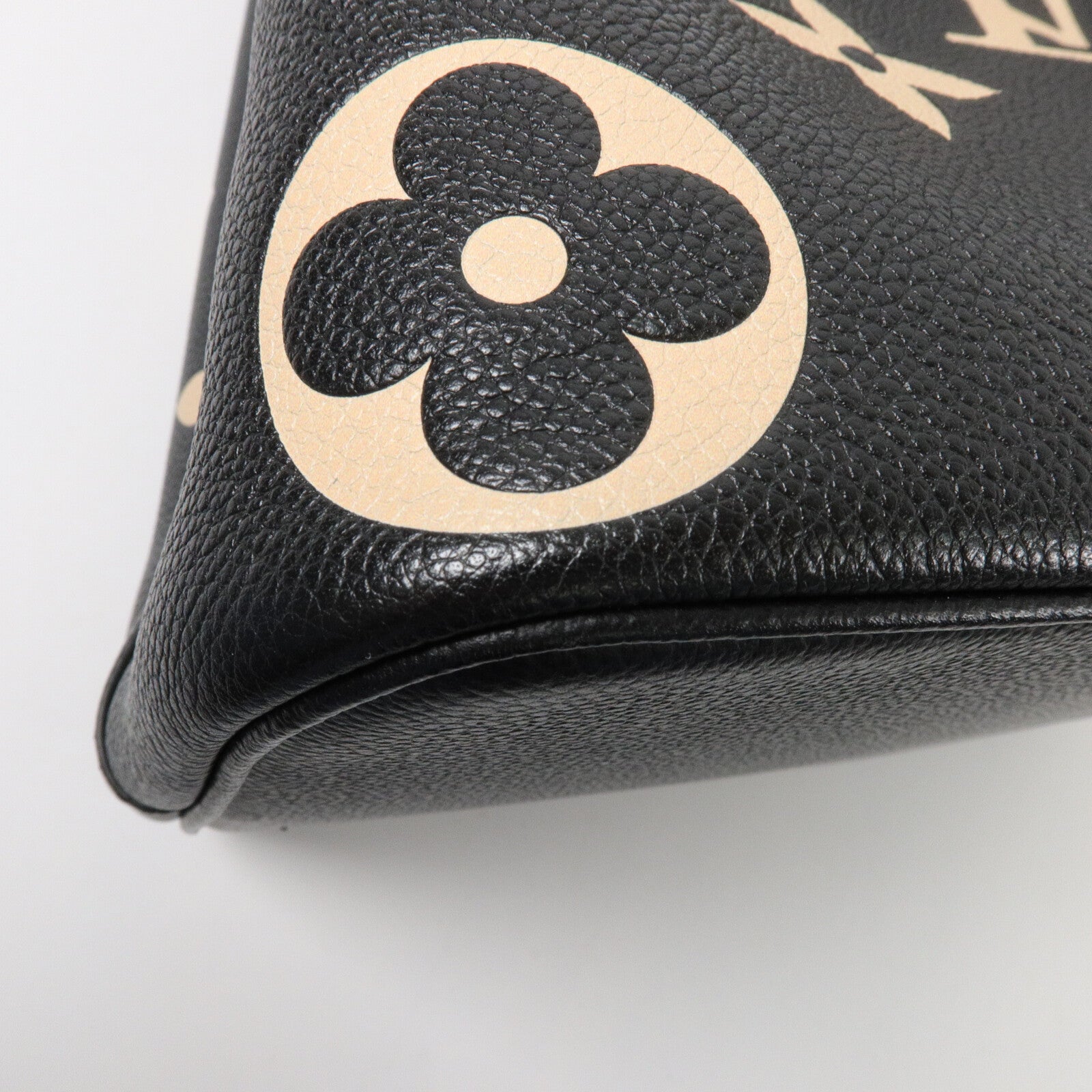 LOUIS VUITTON Monogram Empreinte Bicolor Neo Noe MM手挽肩背兩用袋