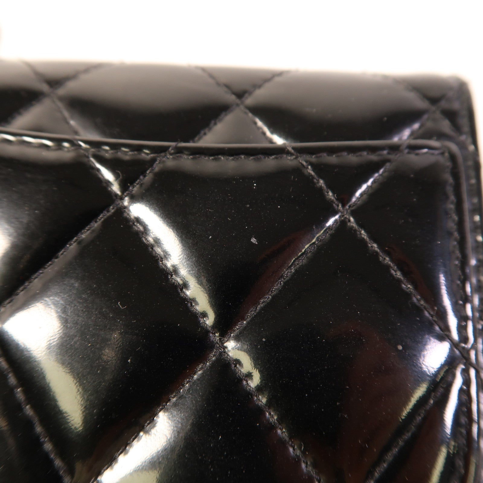 CHANEL 漆皮皮革Card Case銀扣卡片套