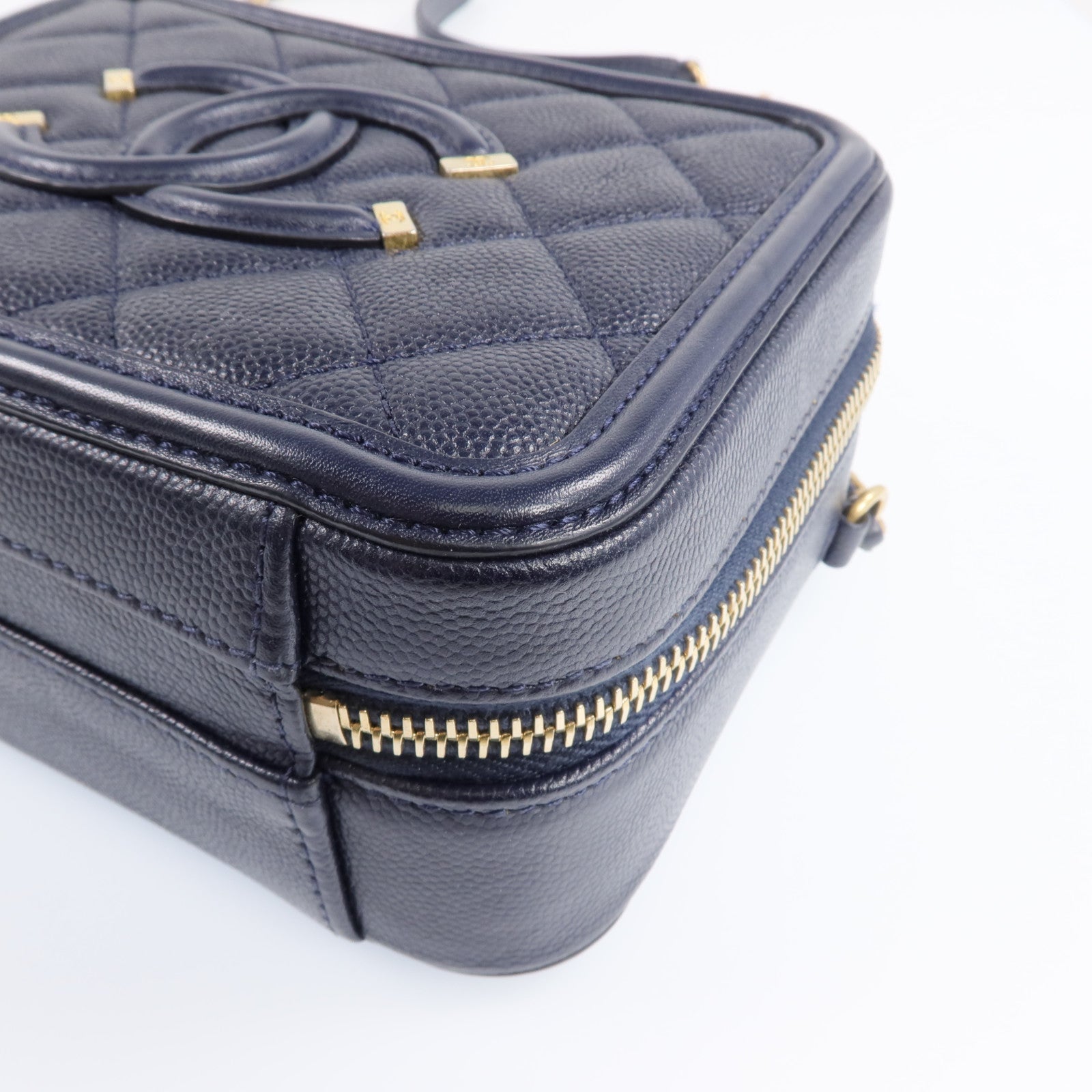 CHANEL 【激減優惠】牛皮皮革Vanity Case金扣鏈帶肩背袋