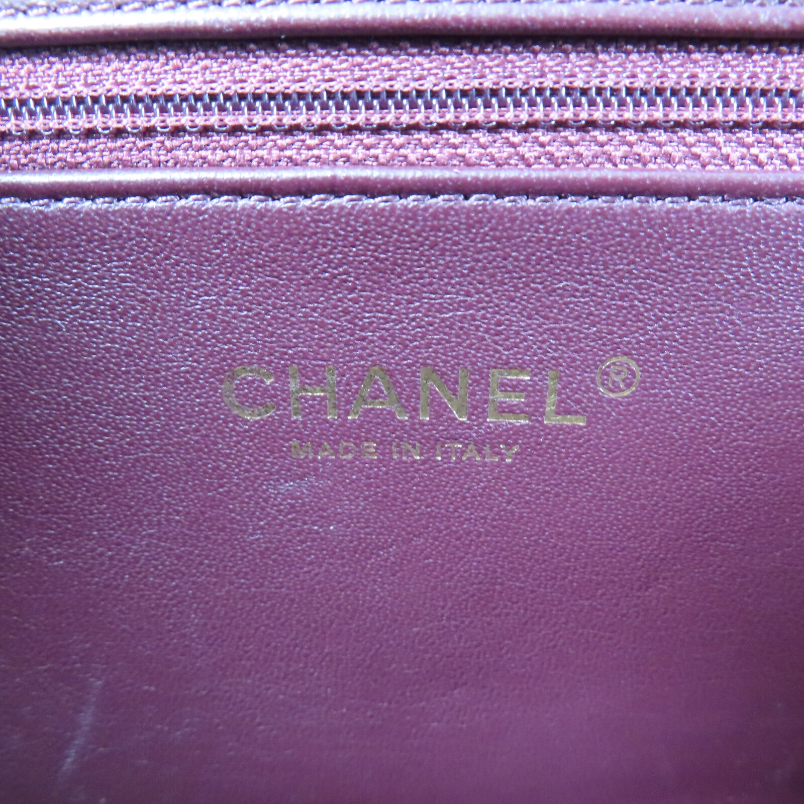 CHANEL 牛皮皮革Beauty Lock Flap鏈帶肩背袋