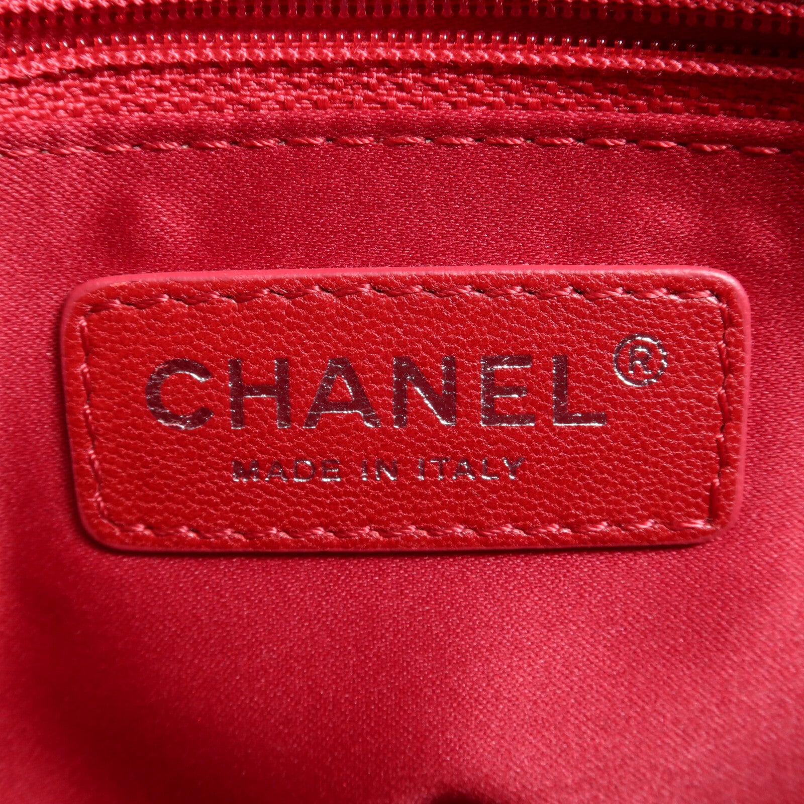 CHANEL 羊皮皮革Chain Shoulder銀扣鏈帶肩背袋