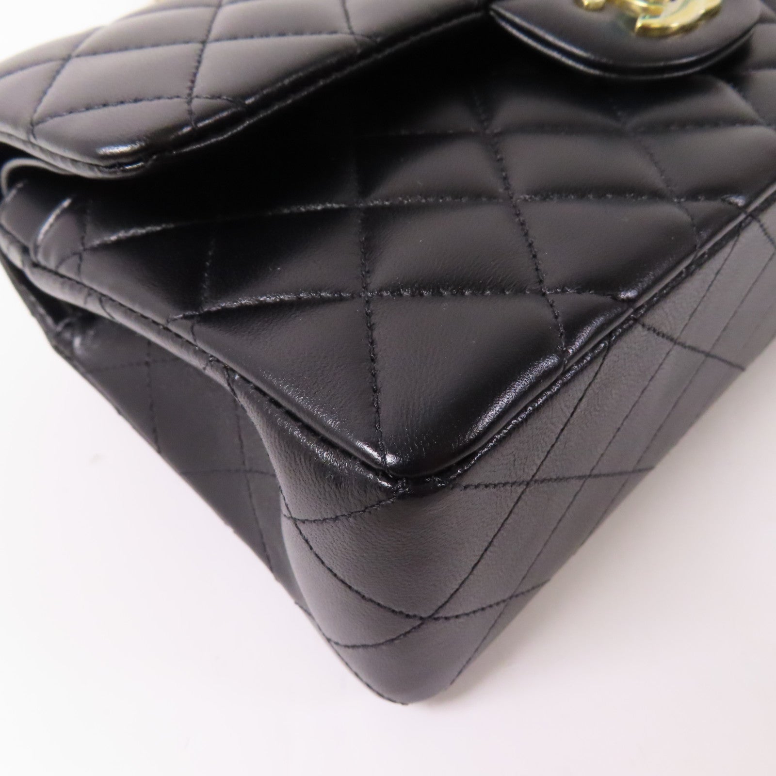 CHANEL 牛皮皮革Classic 23金扣鏈帶肩背袋