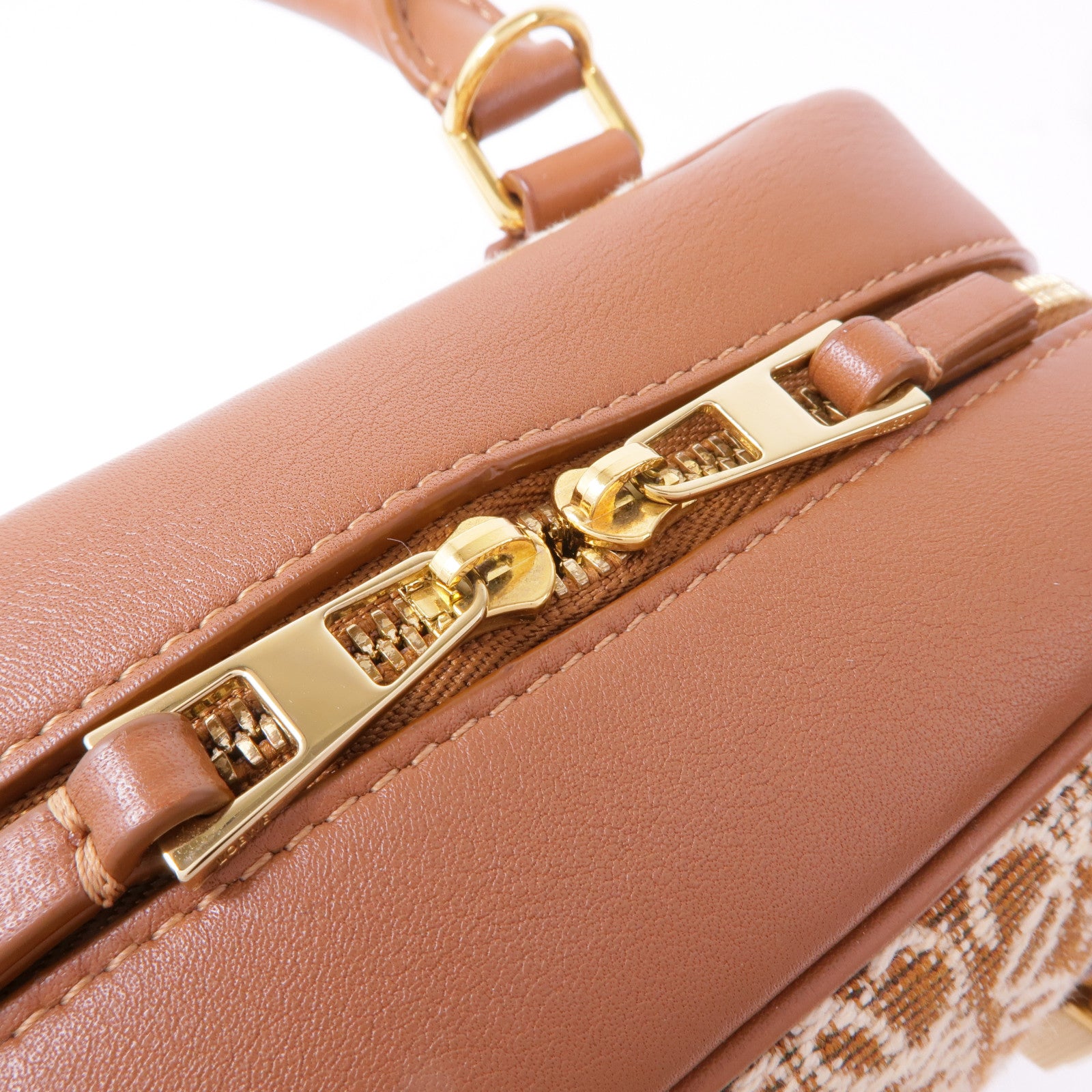 LOEWE 帆布/皮革Amazona 16金扣手挽肩背兩用袋