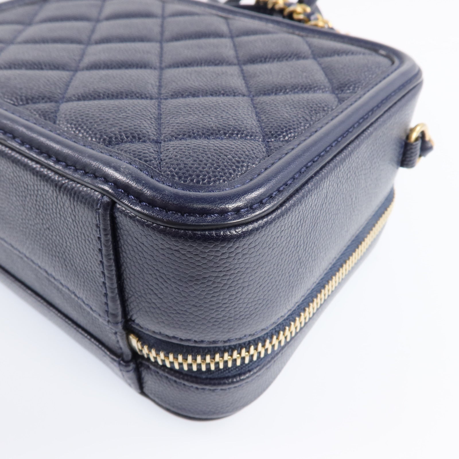 CHANEL 【激減優惠】牛皮皮革Vanity Case金扣鏈帶肩背袋