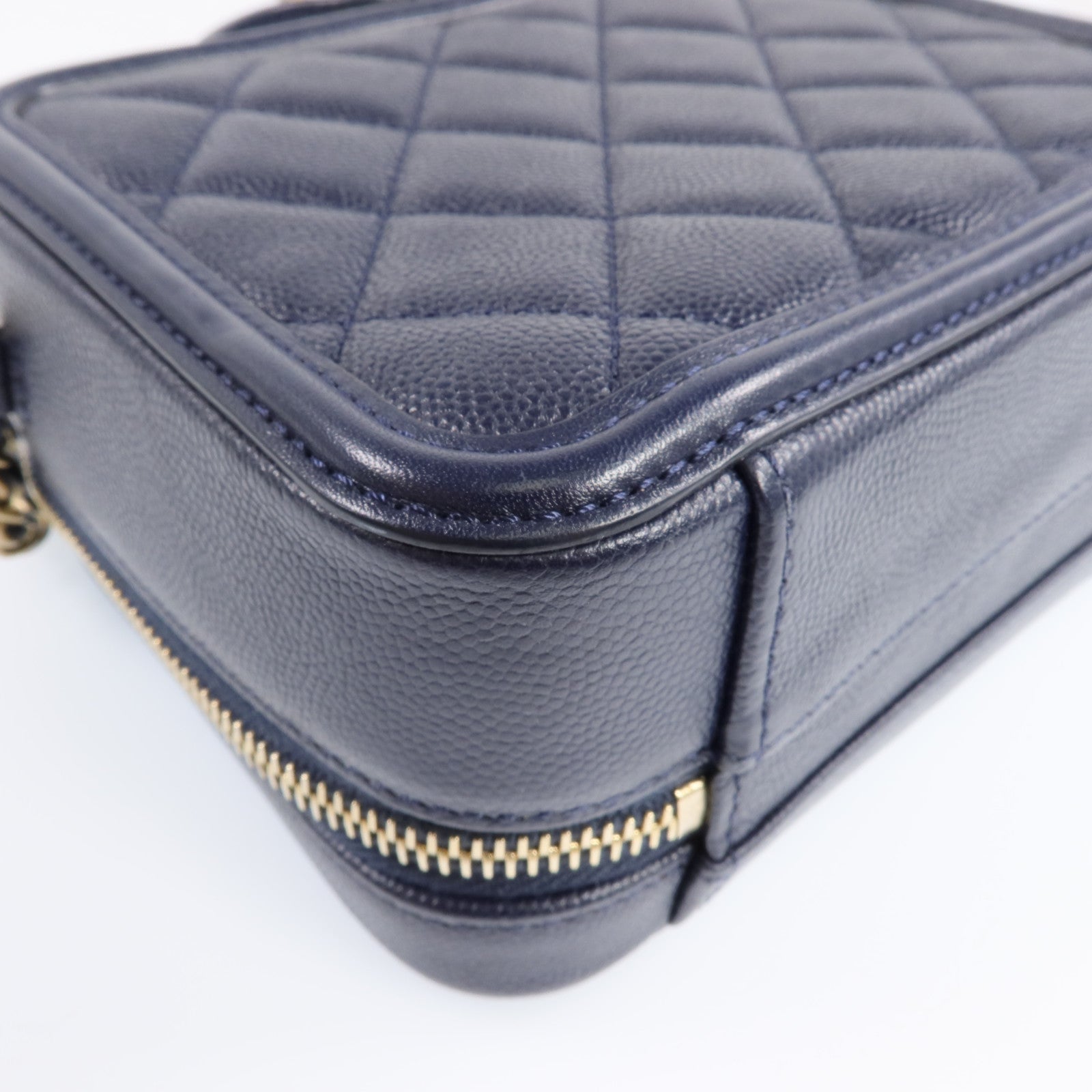 CHANEL 【激減優惠】牛皮皮革Vanity Case金扣鏈帶肩背袋