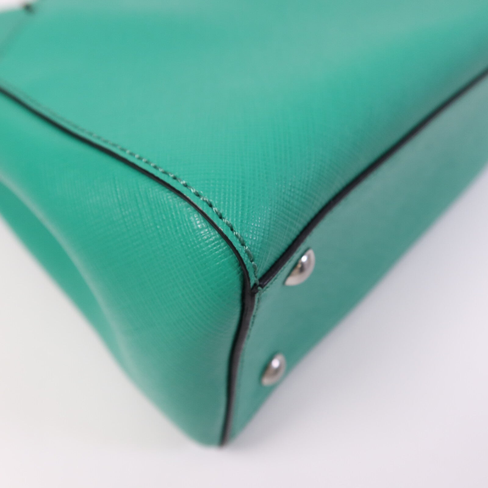 MCM 牛皮皮革2 Way Shoulder Bag銀扣手挽肩背兩用袋