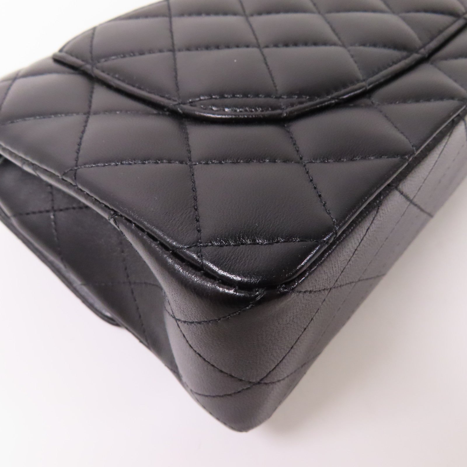 CHANEL 牛皮皮革Classic 23金扣鏈帶肩背袋