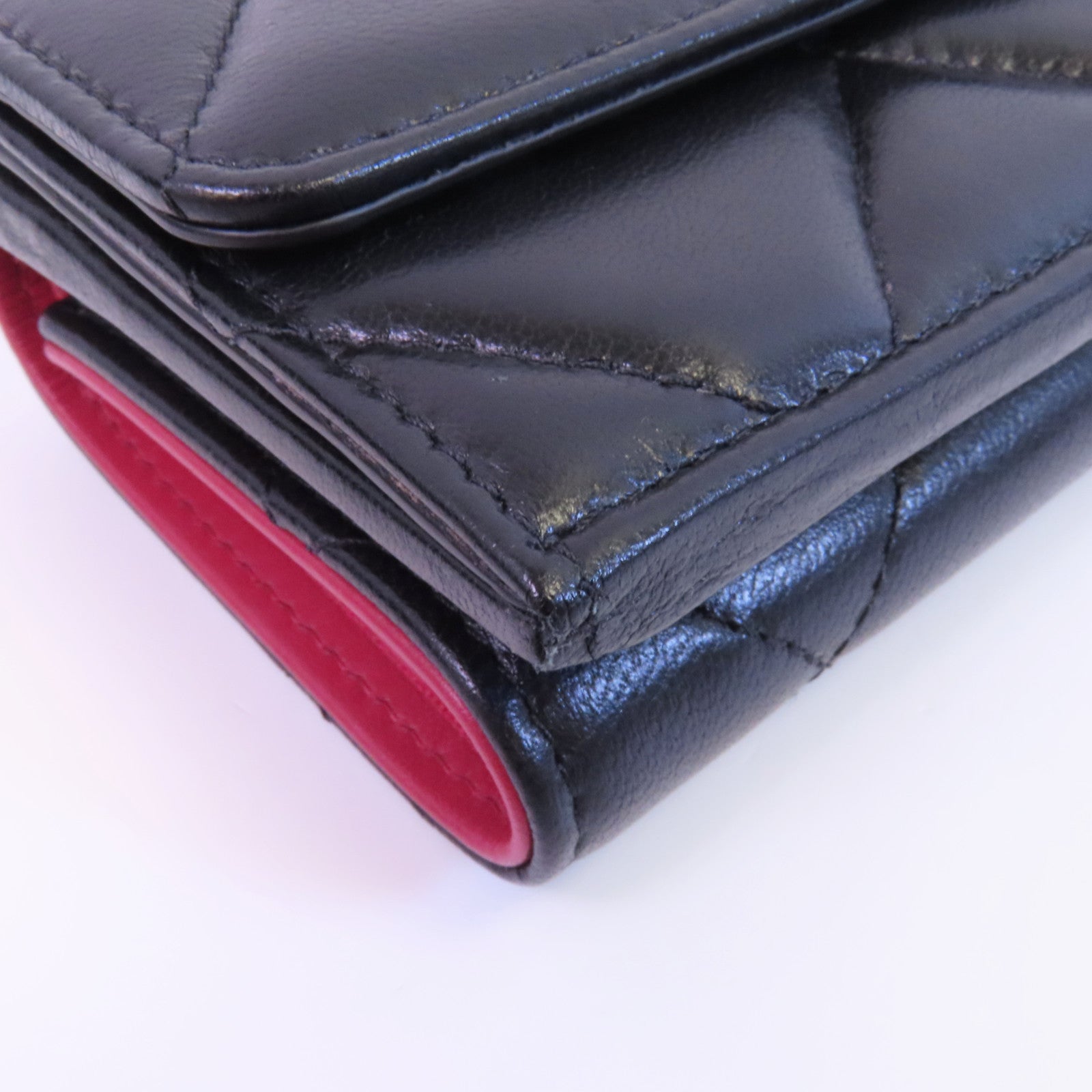 CHANEL 羊皮皮革C19 Wallet金扣錢包