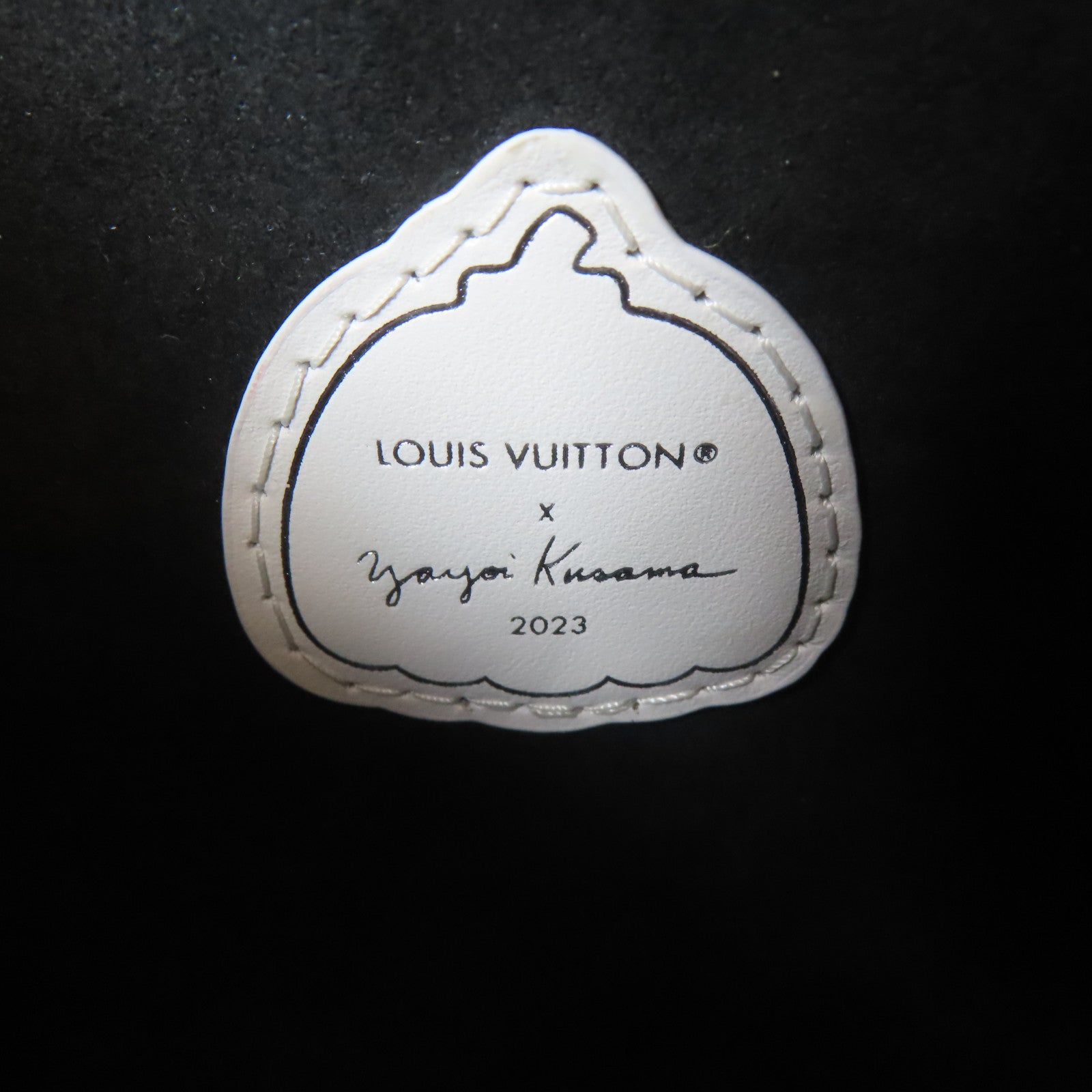 LOUIS VUITTON Monogram Empreinte Lv X YK Multi Pochette Accessoires銀扣手挽肩背兩用袋黑色