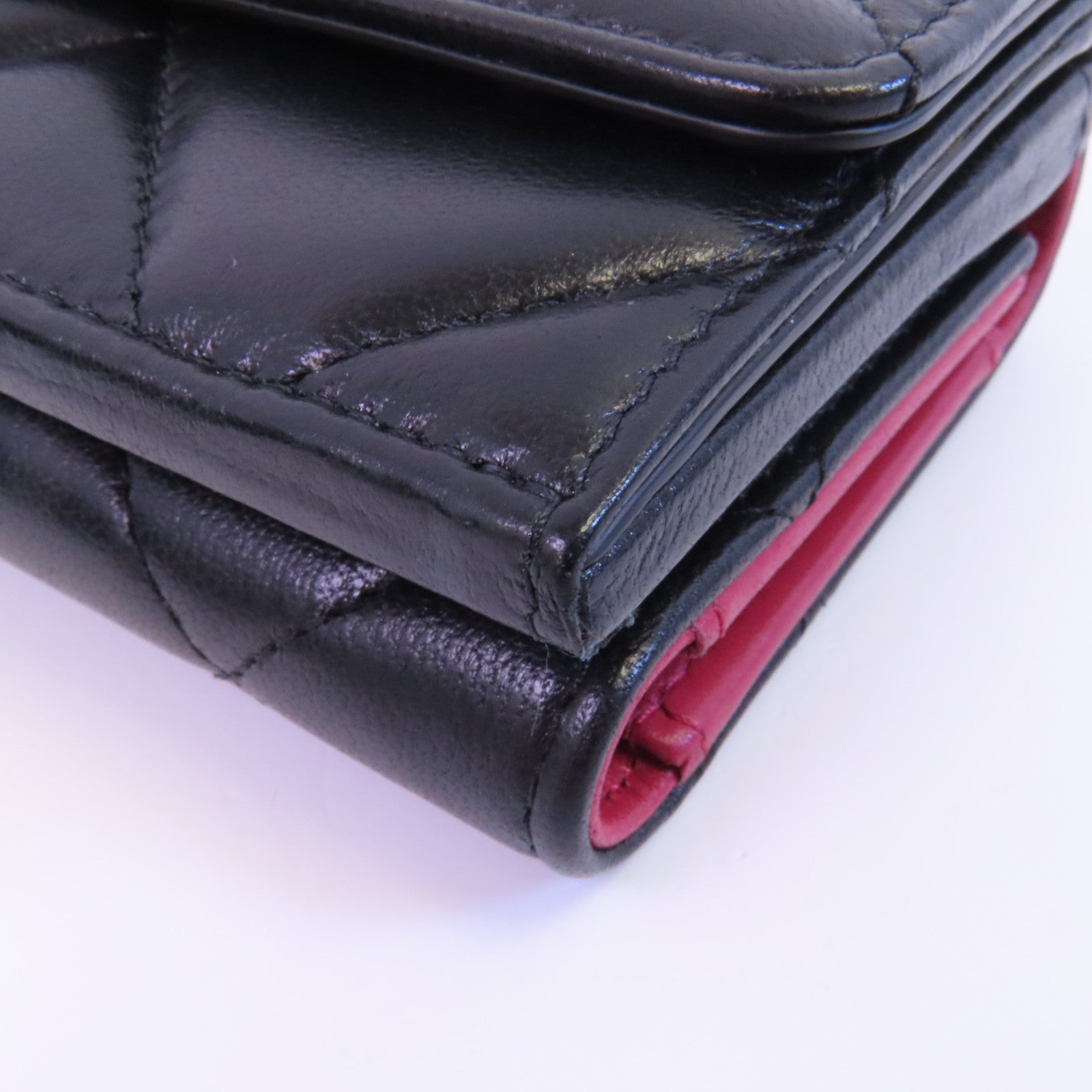 CHANEL 羊皮皮革C19 Wallet金扣錢包