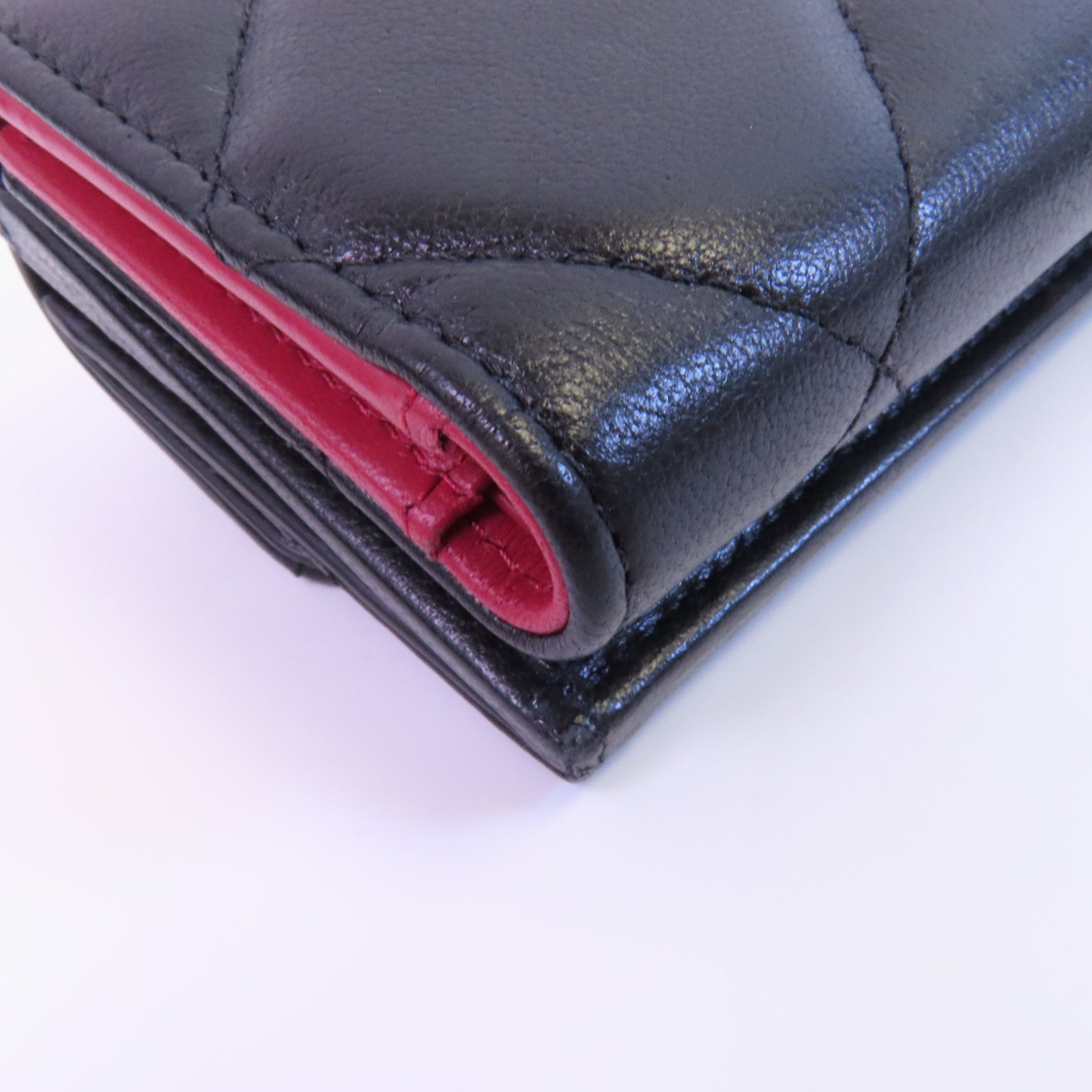 CHANEL 羊皮皮革C19 Wallet金扣錢包