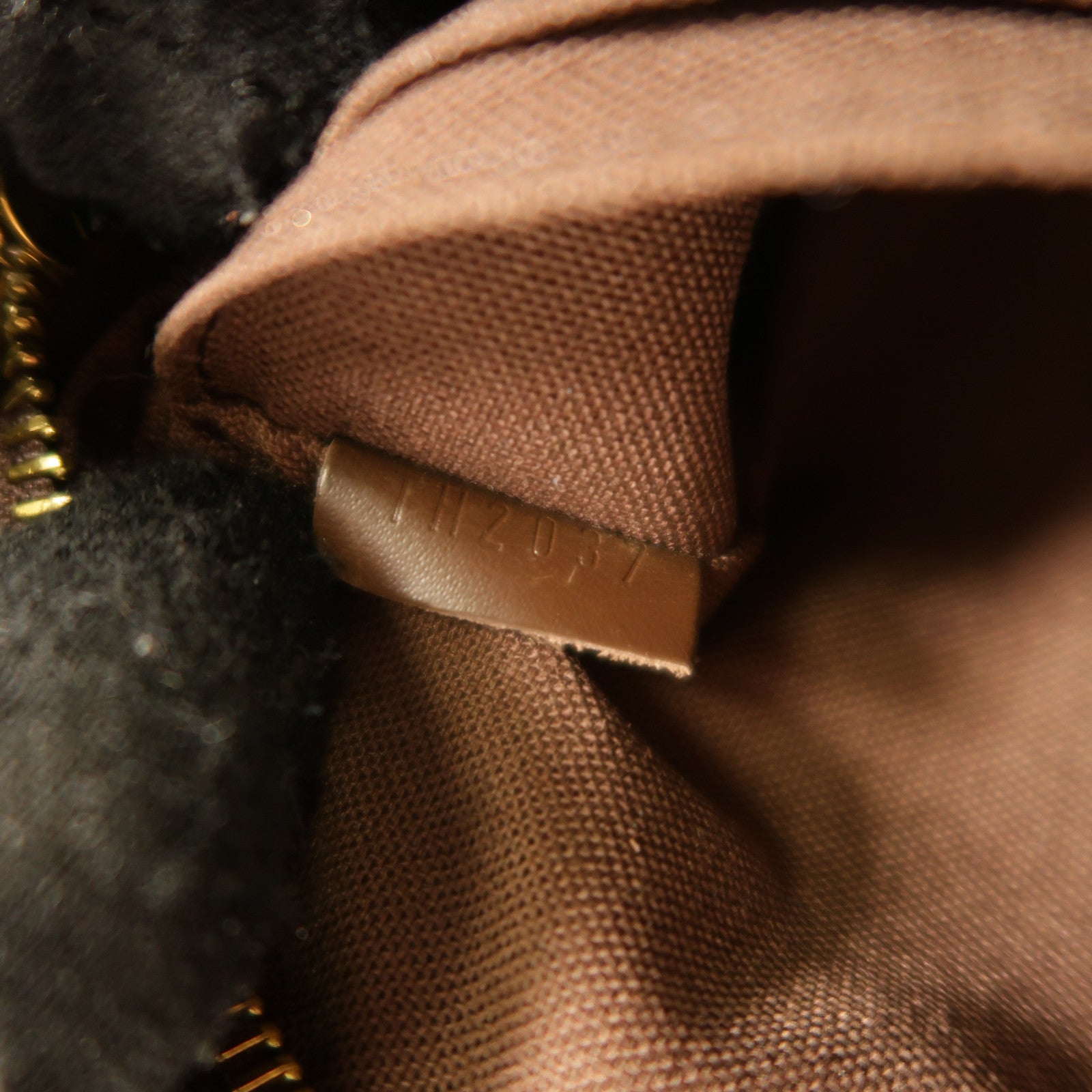 LOUIS VUITTON Damier Pochette Macau手拿包