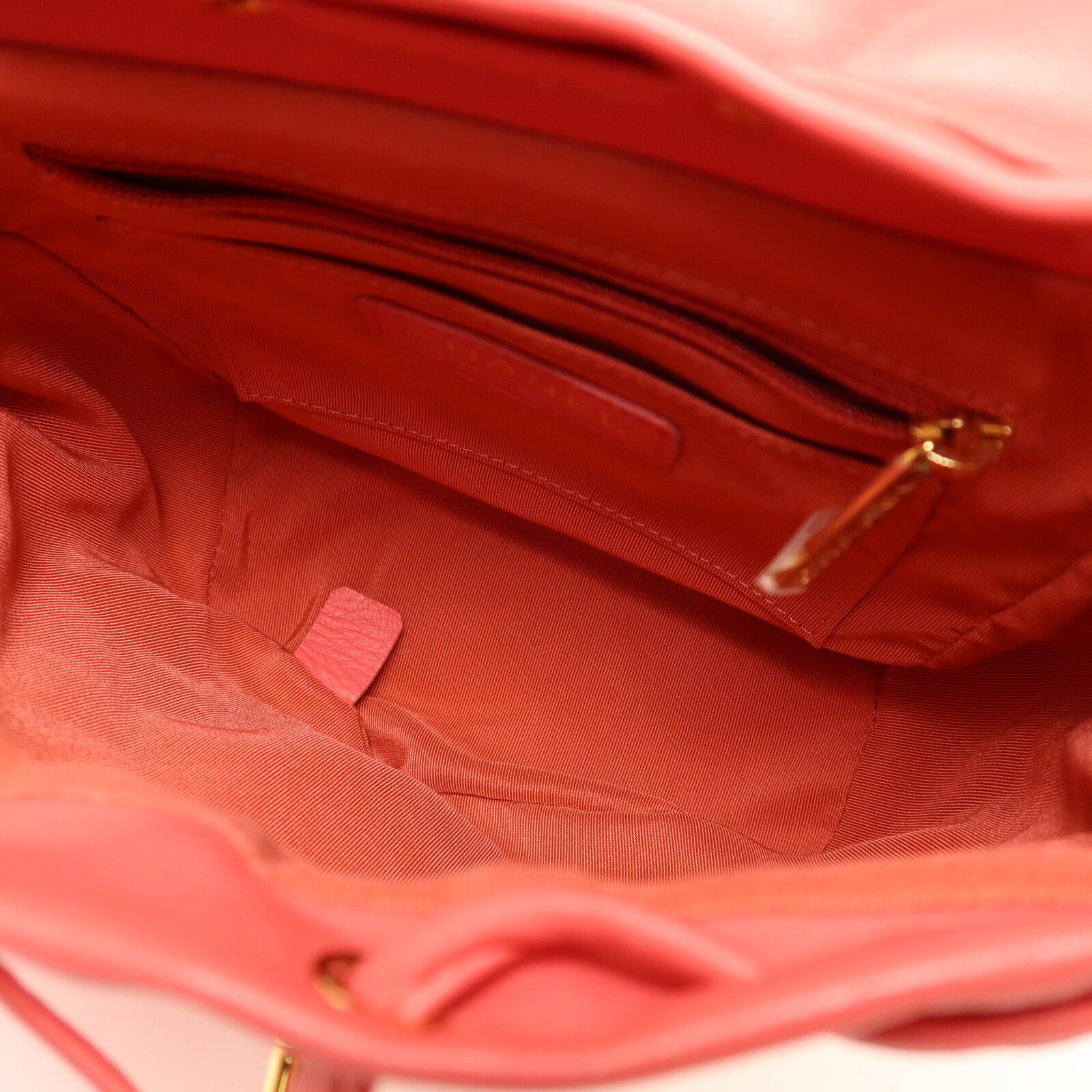 CHANEL 羊皮皮革Backpack金扣鏈帶背包
