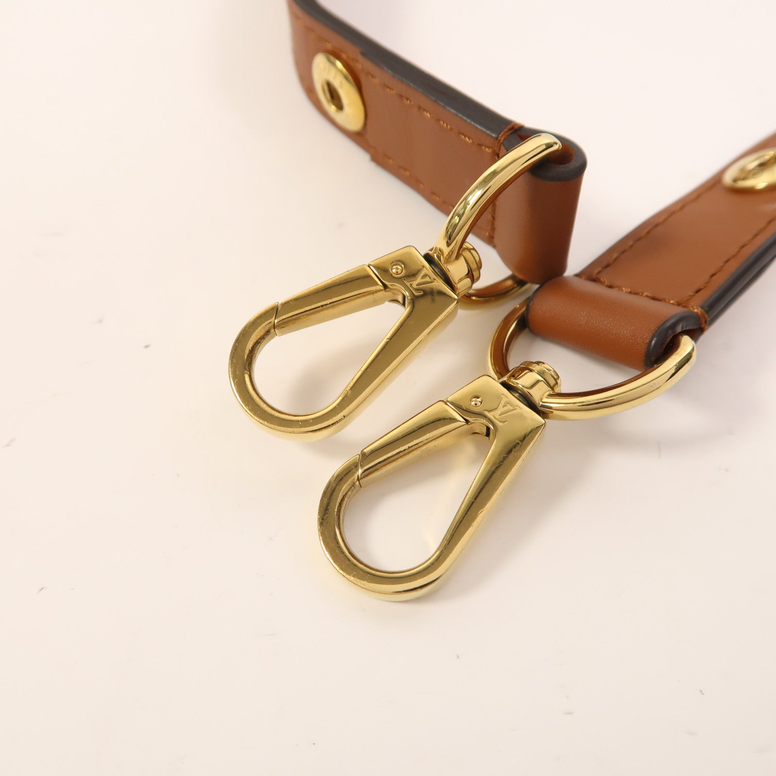LOUIS VUITTON 【激減優惠】Monogram Reverse Mini Dauphine金扣肩背袋