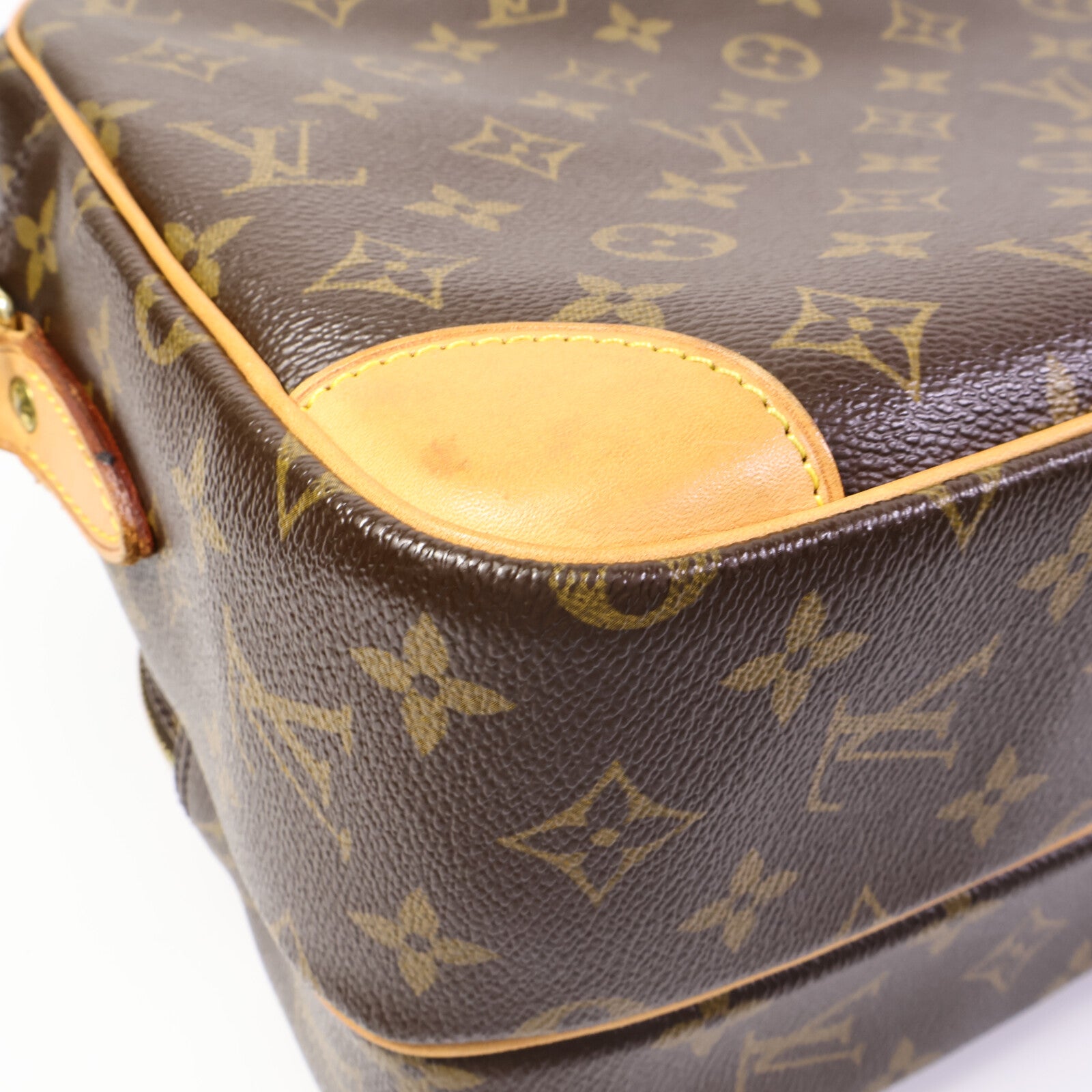 LOUIS VUITTON Monogram Nile金扣肩背袋