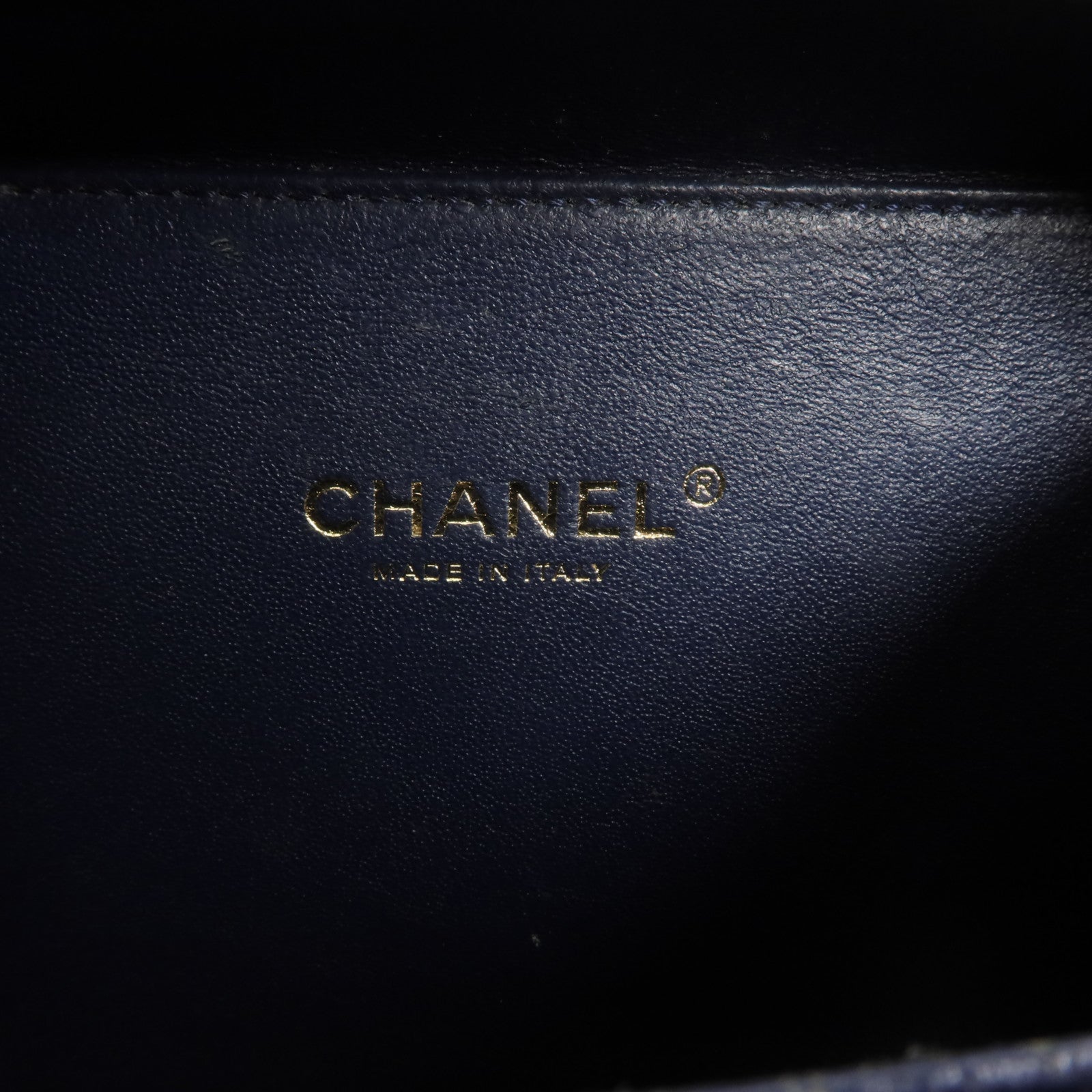 CHANEL 【激減優惠】牛皮皮革Vanity Case金扣鏈帶肩背袋