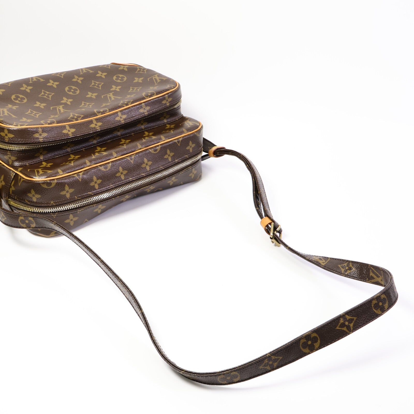 LOUIS VUITTON Monogram Nile金扣肩背袋