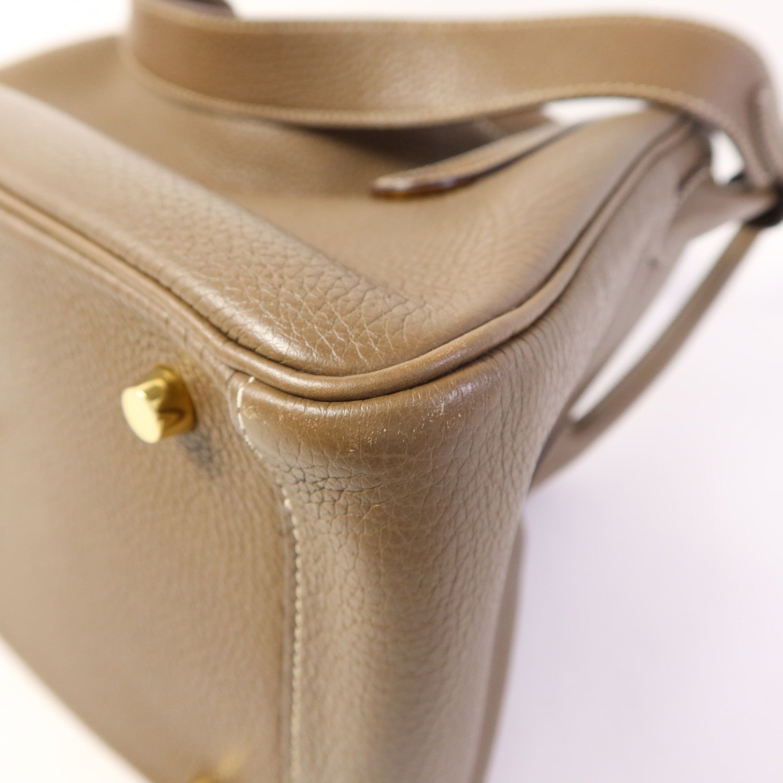 HERMES 【激減優惠】Clemence皮革Lindy 30金扣手挽肩背兩用袋Etoupe