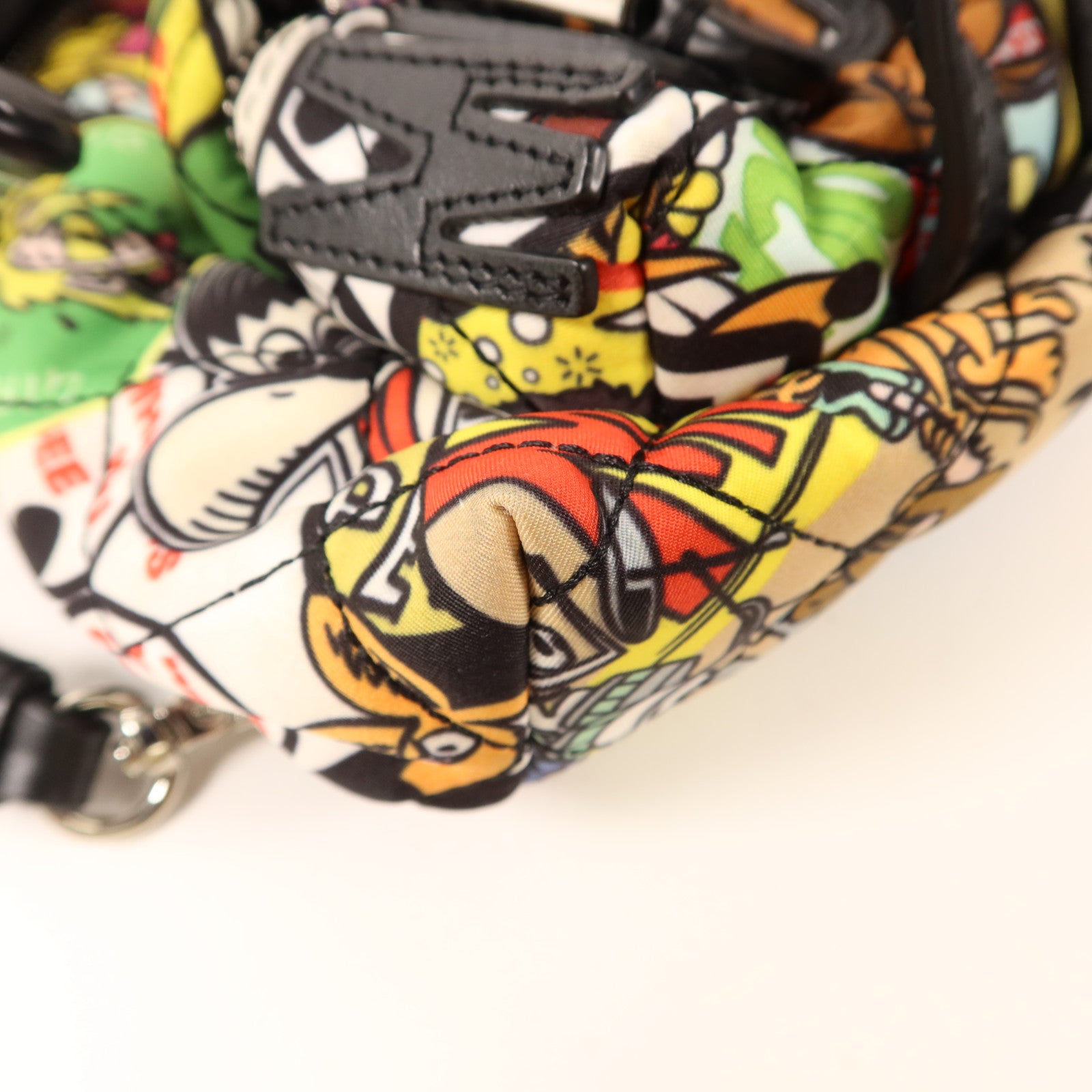 MOSCHINO 尼龍Backpack銀扣背包