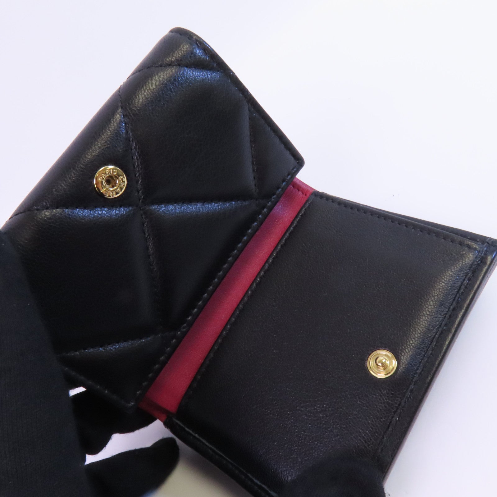 CHANEL 羊皮皮革C19 Wallet金扣錢包