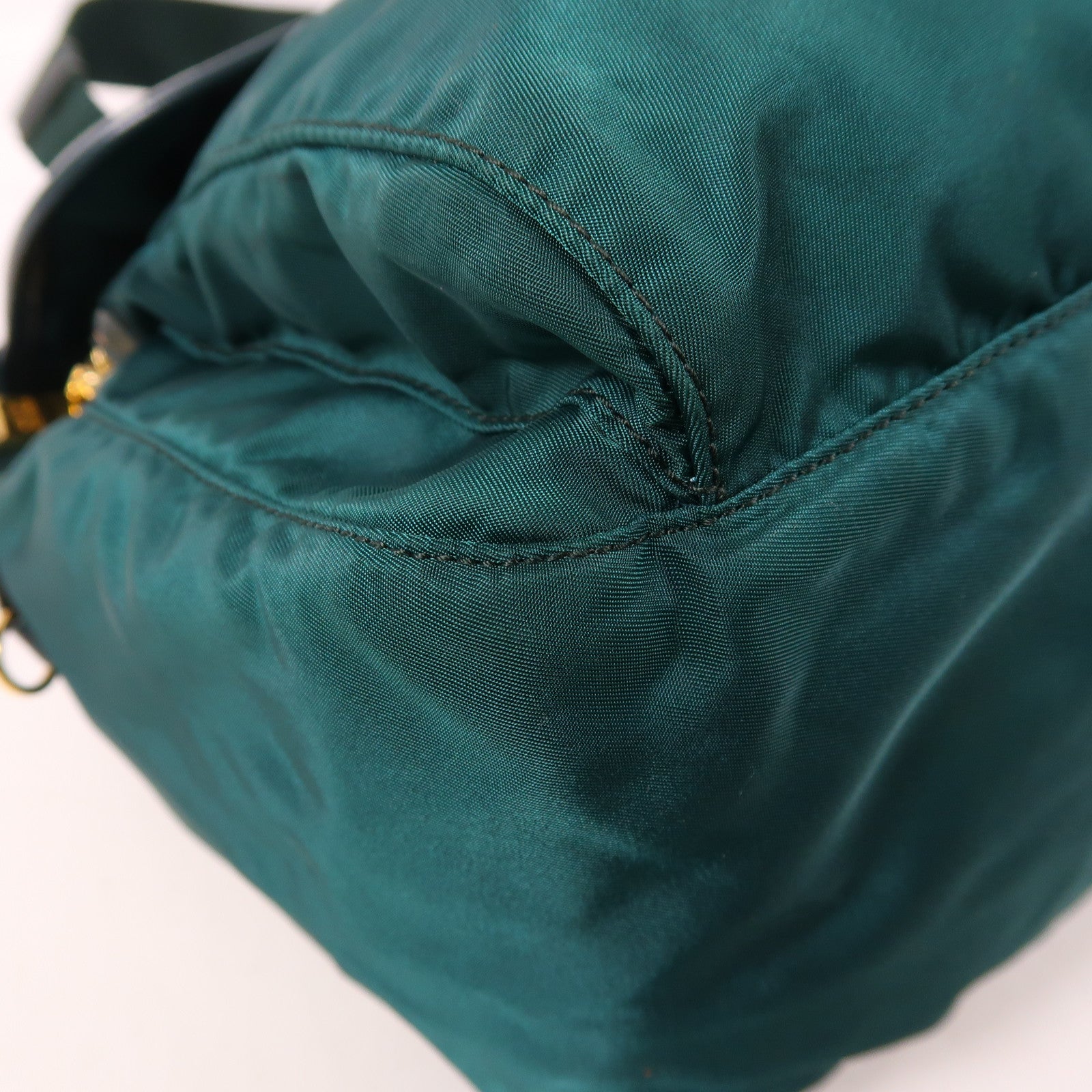 PRADA 尼龍Shoulder Bag金扣肩背袋