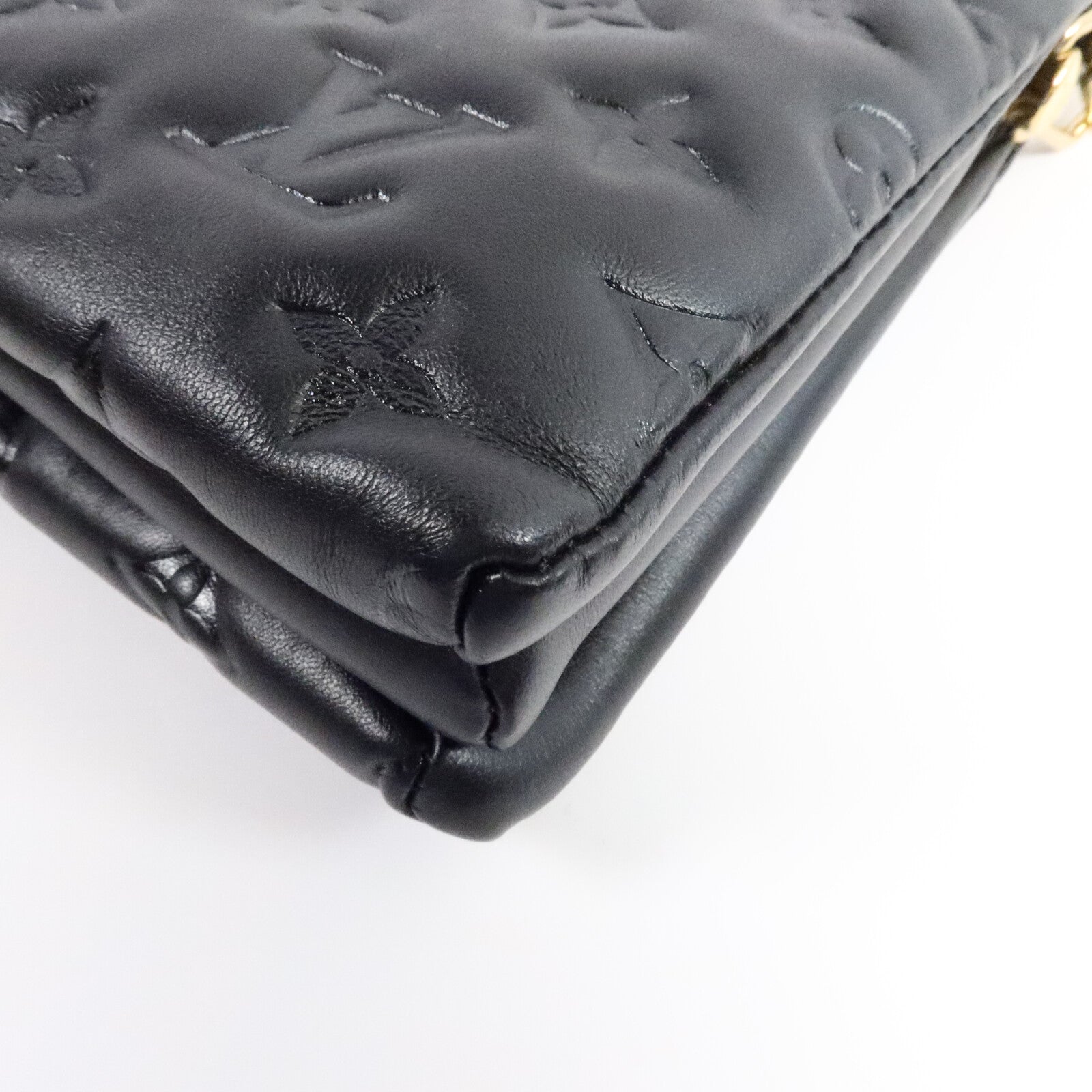 LOUIS VUITTON Monogram Embossed Coussin PM手挽肩背兩用袋
