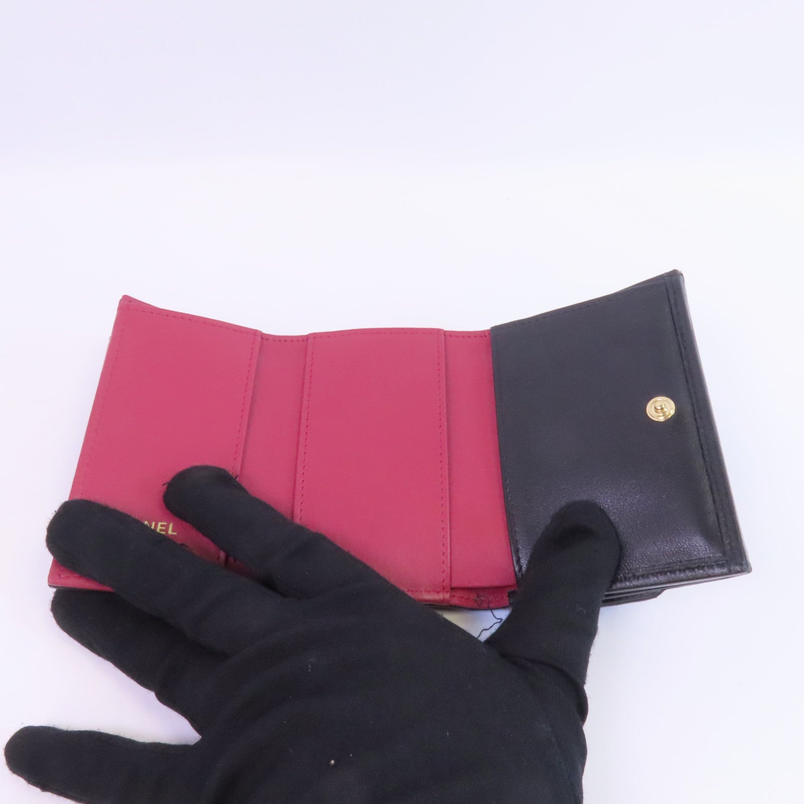 CHANEL 羊皮皮革C19 Wallet金扣錢包