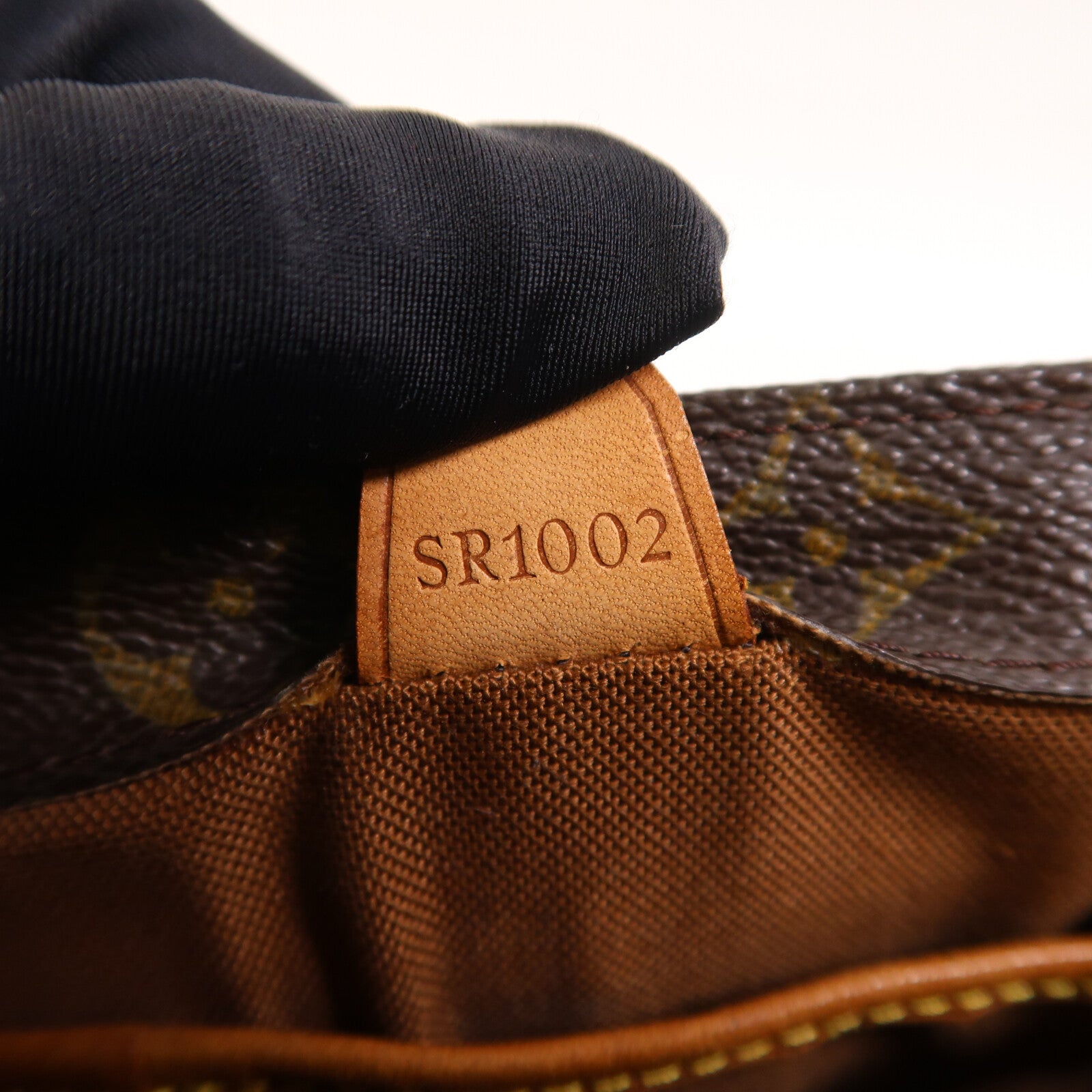 LOUIS VUITTON Monogram Vavin PM金扣手挽袋