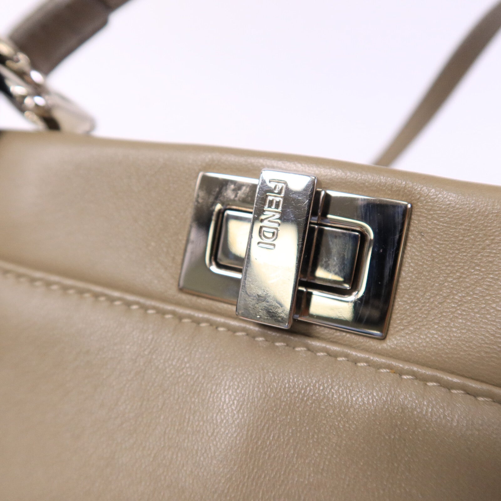 FENDI 牛皮皮革Peekaboo Mini手挽肩背兩用袋