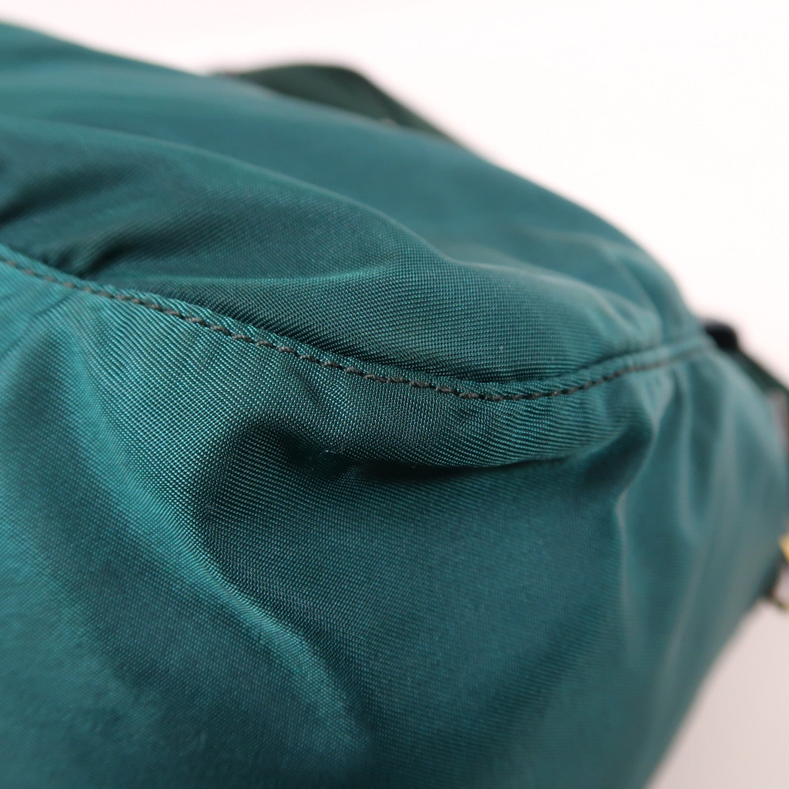 PRADA 尼龍Shoulder Bag金扣肩背袋