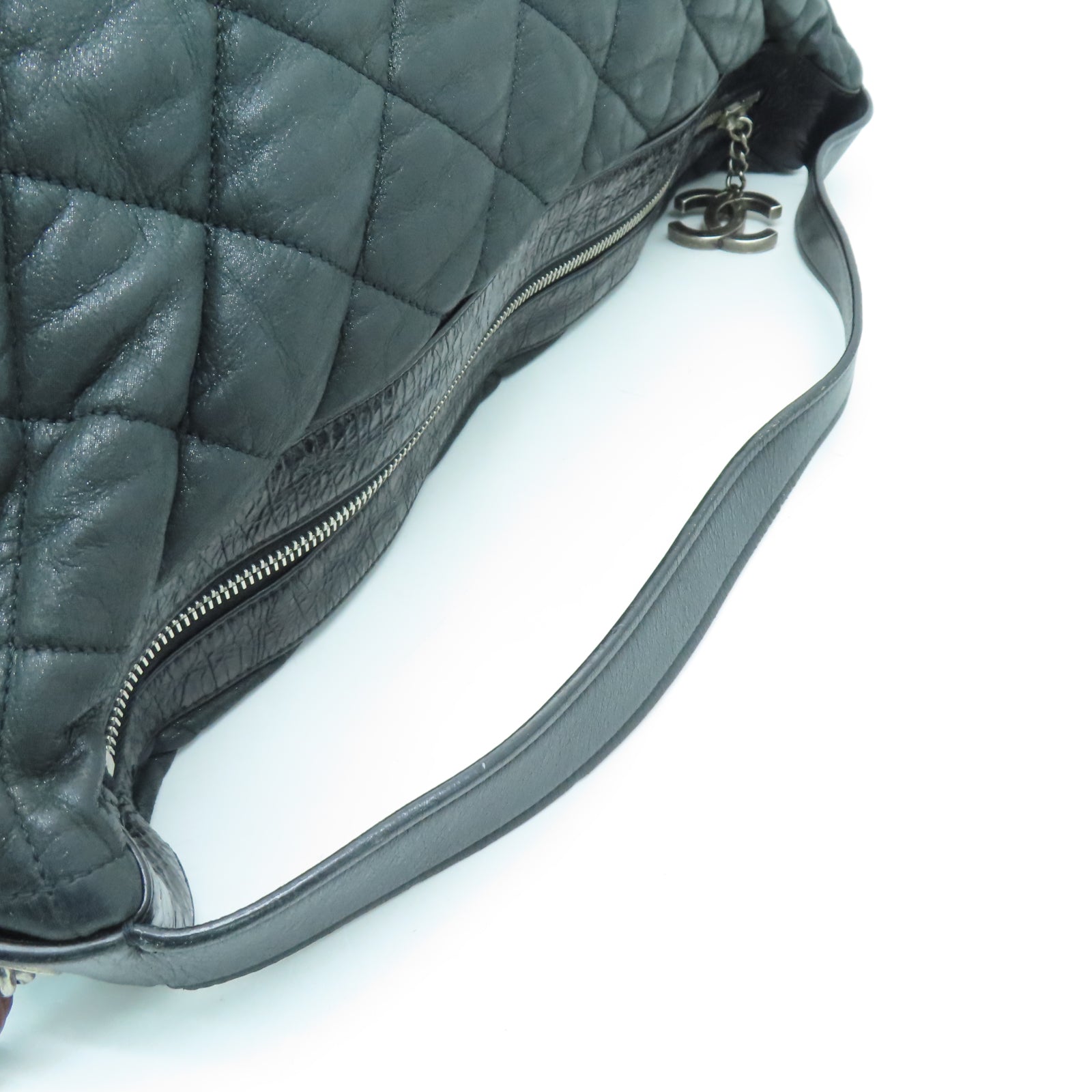 CHANEL rhombus sheepskin leather Shoulder Bag silver buckle chain shoulder bag black