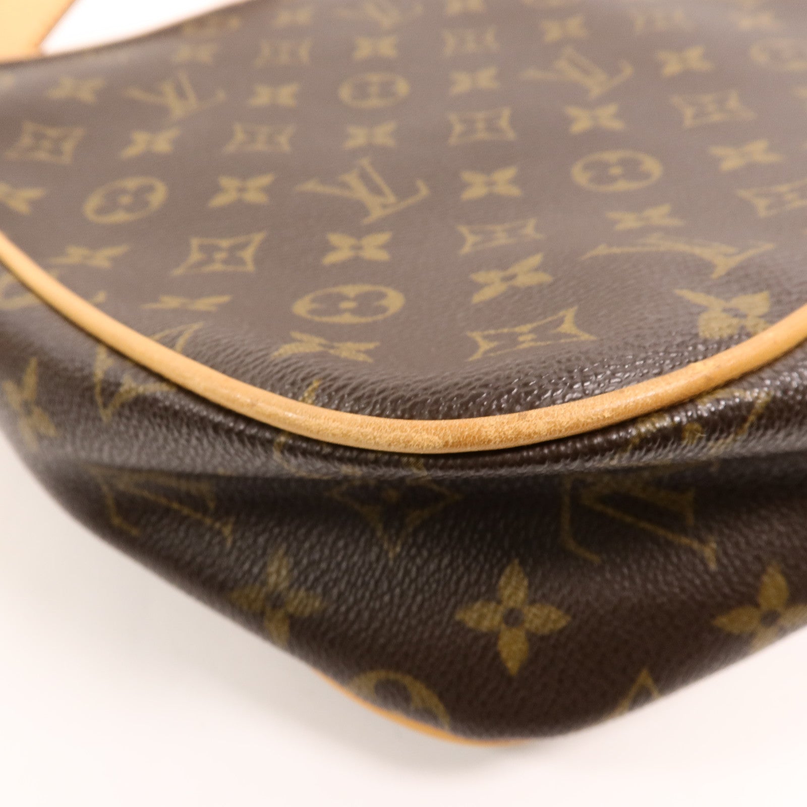 LOUIS VUITTON Monogram Hudson GM金扣肩背袋