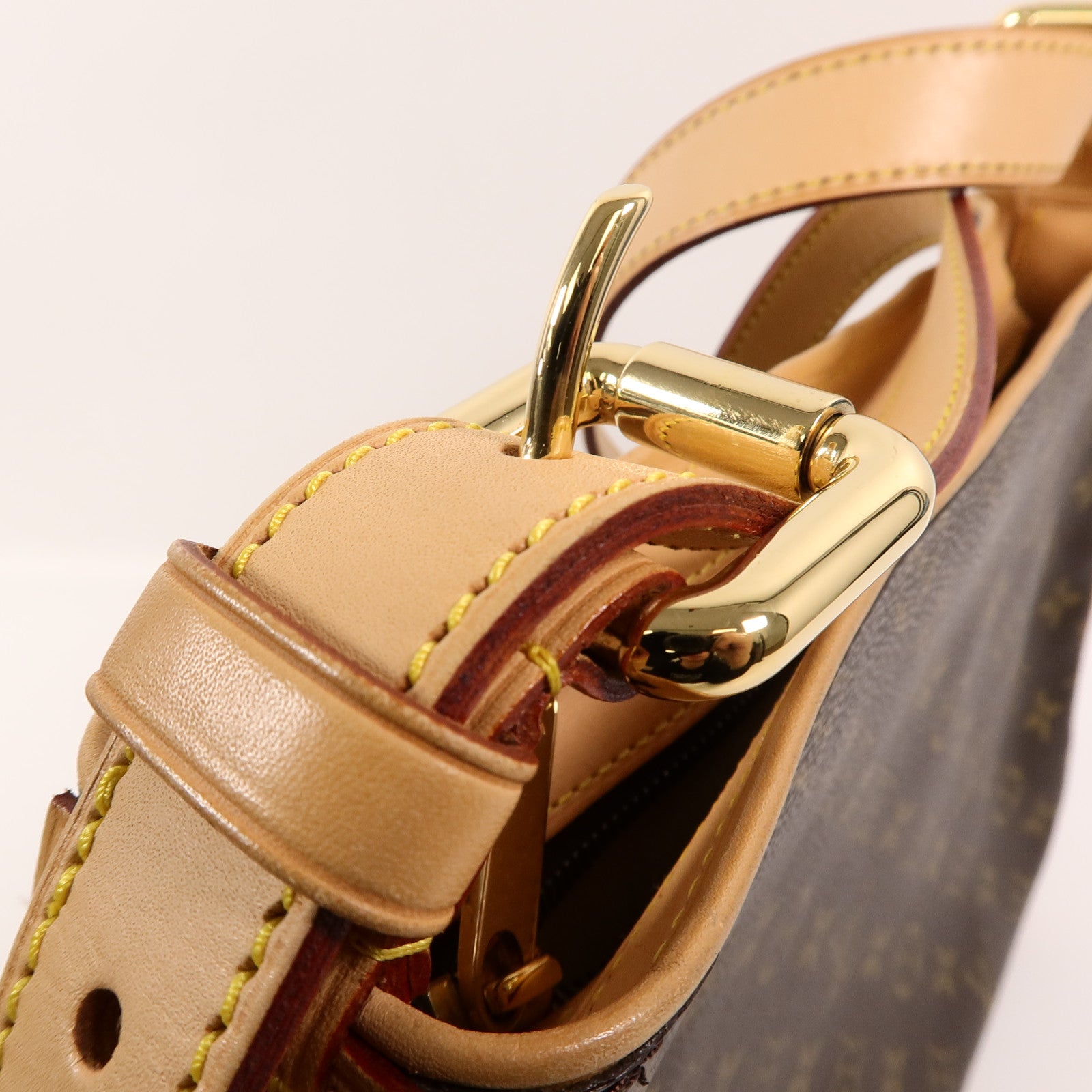 LOUIS VUITTON Monogram Hudson GM金扣肩背袋