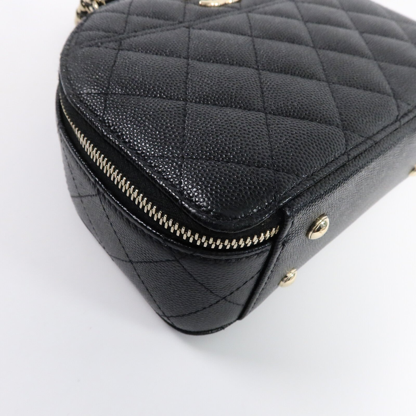 CHANEL 牛皮皮革Bowling Bag鏈帶肩背袋