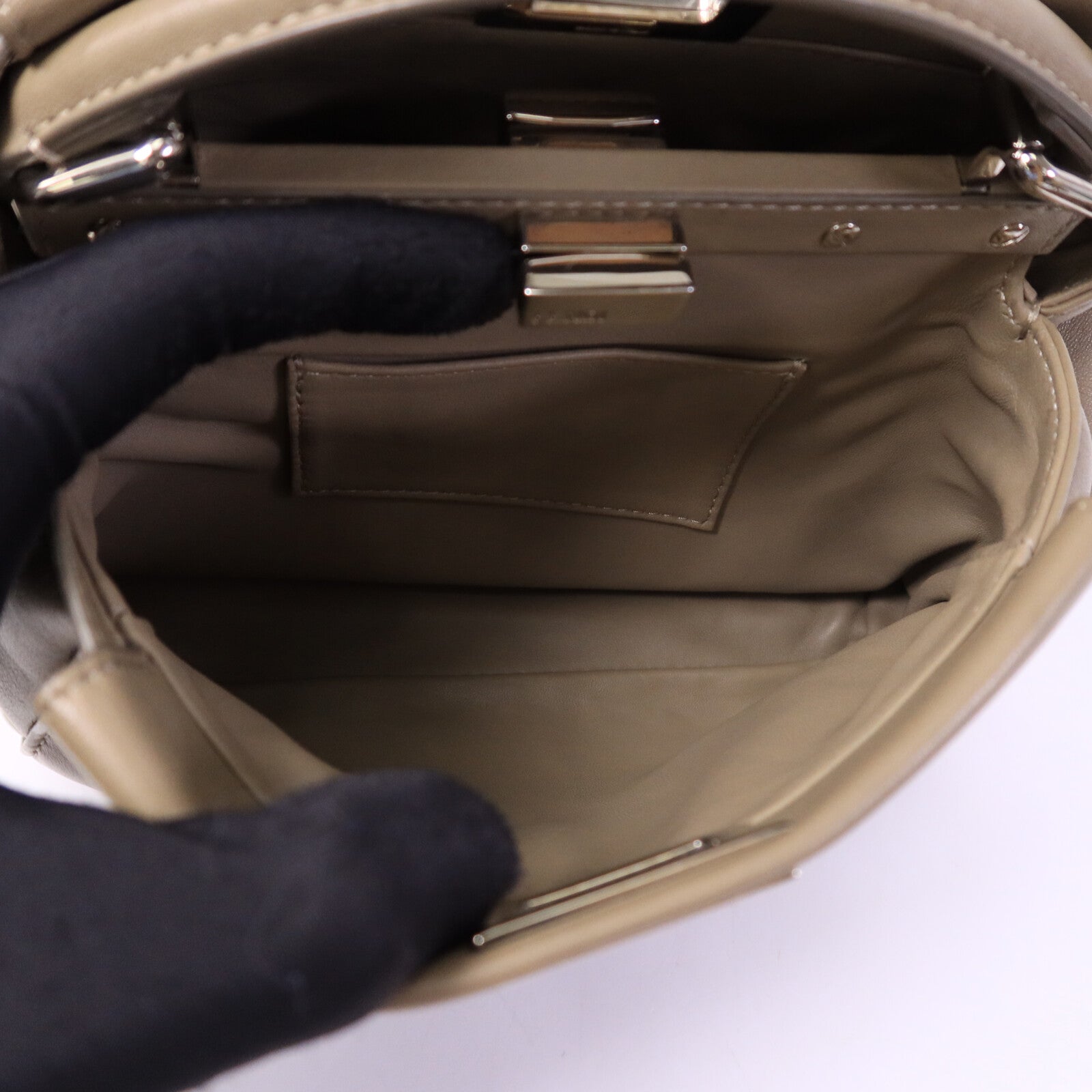 FENDI 牛皮皮革Peekaboo Mini手挽肩背兩用袋