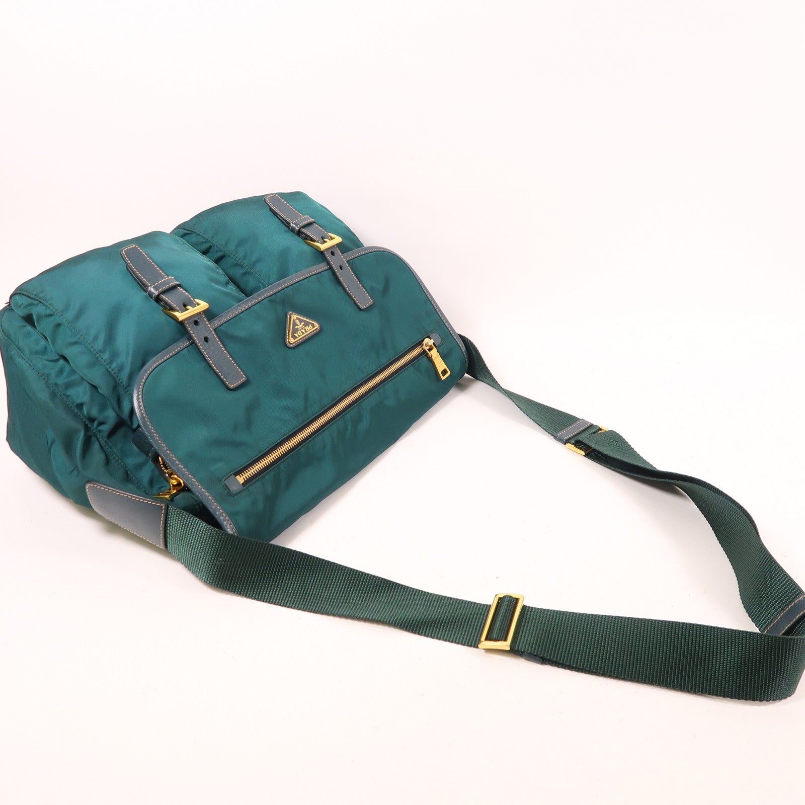 PRADA 尼龍Shoulder Bag金扣肩背袋