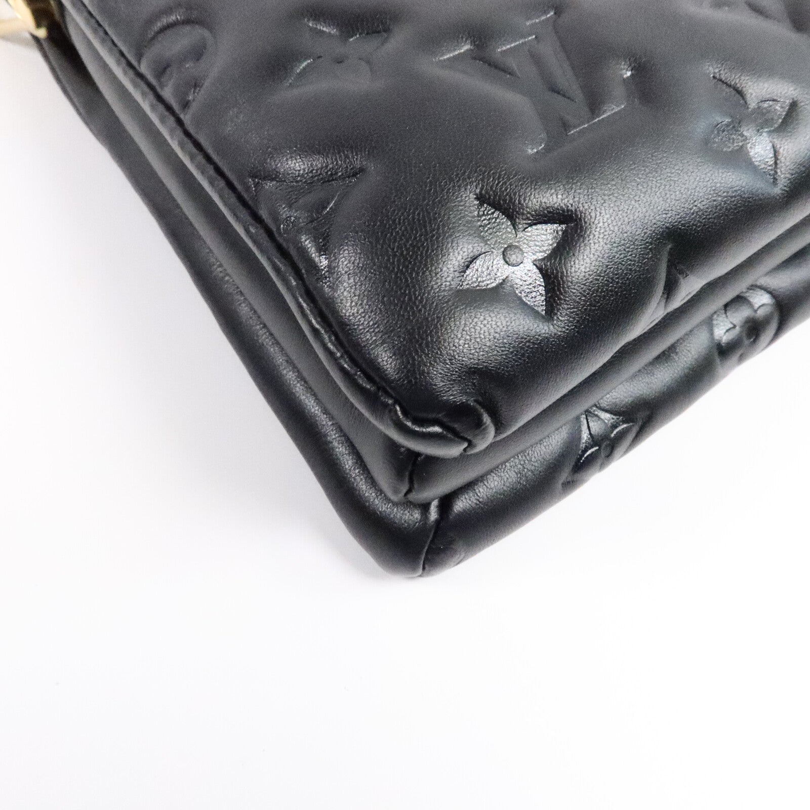 LOUIS VUITTON Monogram Embossed Coussin PM手挽肩背兩用袋