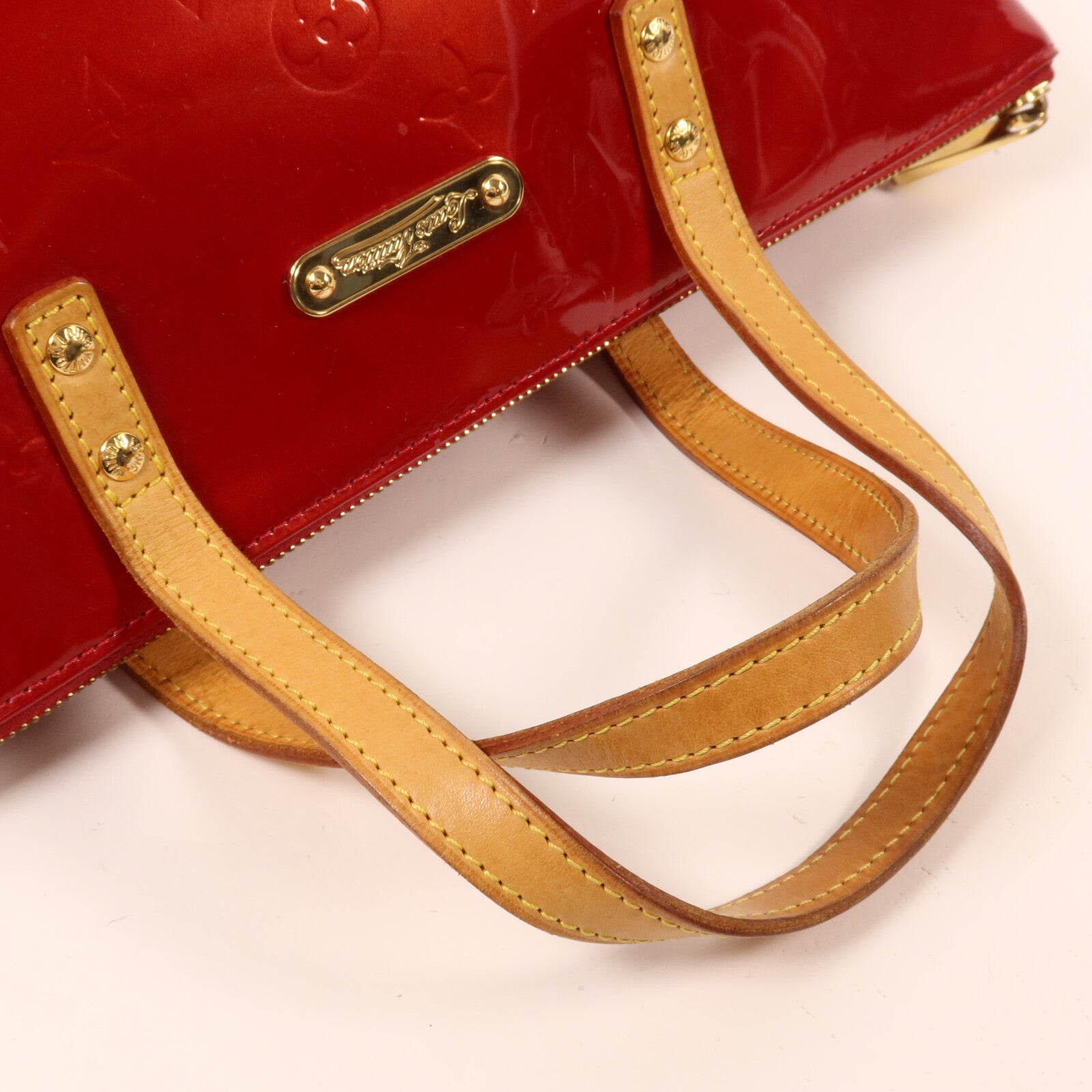 LOUIS VUITTON Vernis Bellevue PM手挽袋