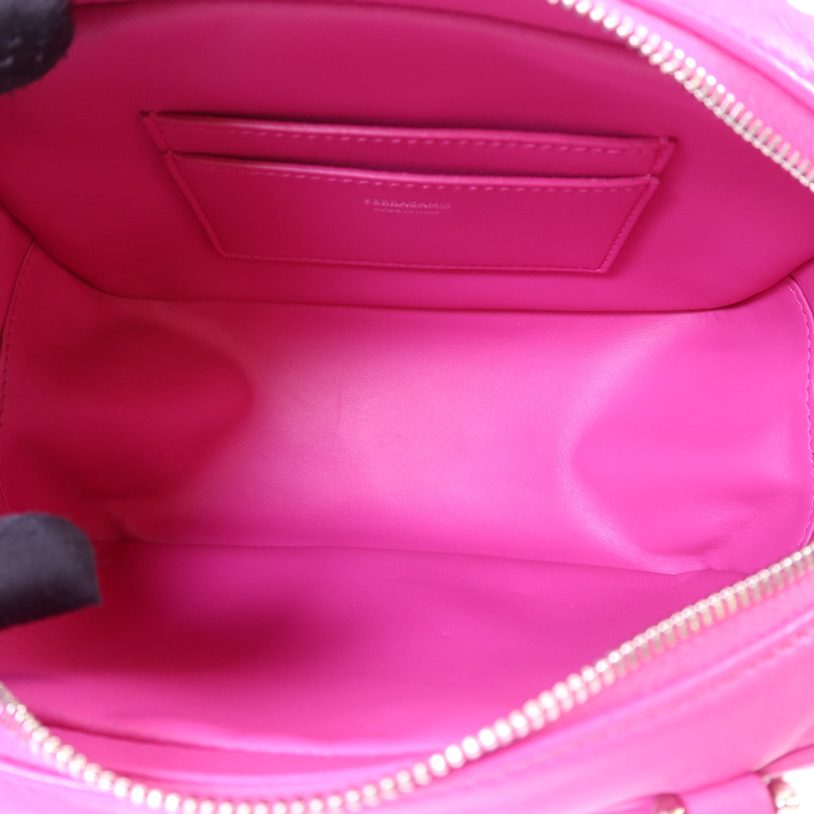 Salvatore Ferragamo 羊皮皮革2 Way Shoulder Bag銀扣手挽肩背兩用袋