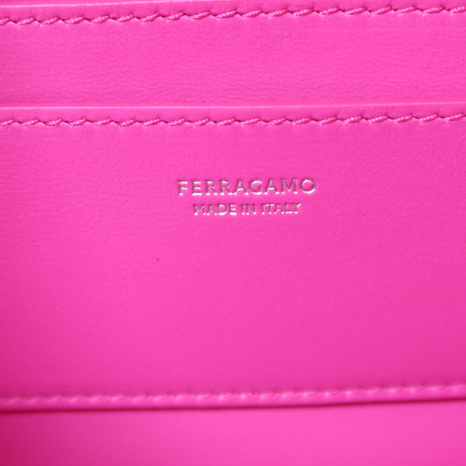 Salvatore Ferragamo 羊皮皮革2 Way Shoulder Bag銀扣手挽肩背兩用袋