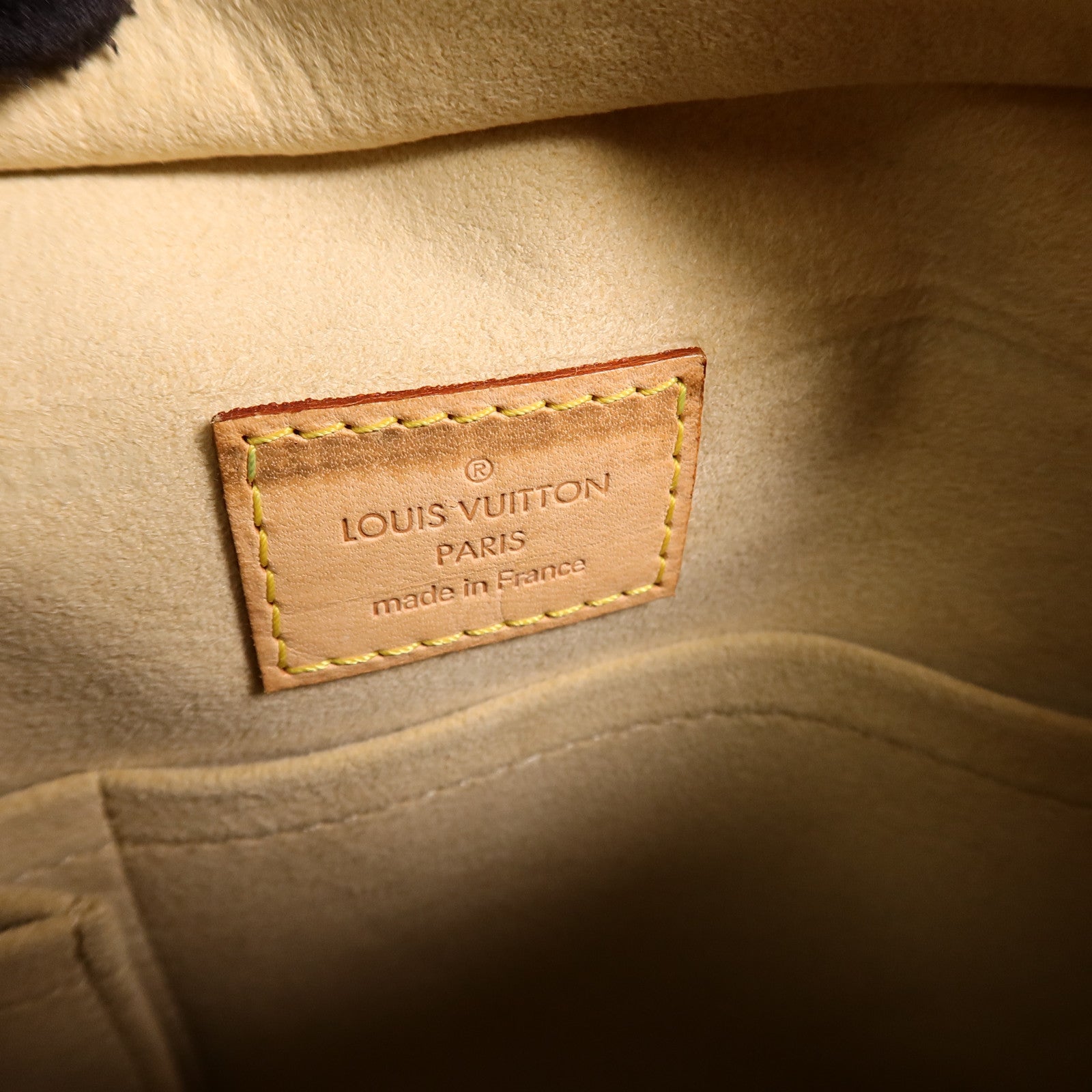 LOUIS VUITTON Monogram Hudson GM金扣肩背袋