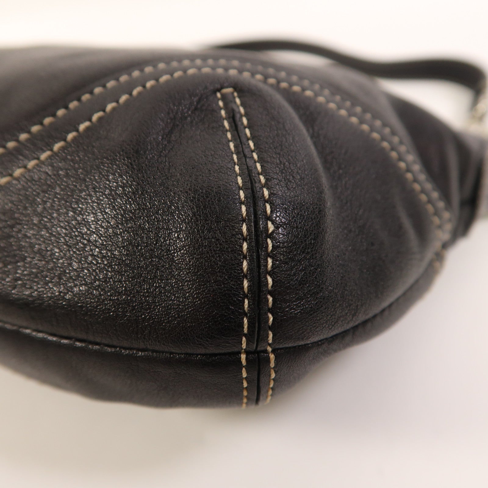 COACH 牛皮皮革Hand Bag銀扣肩背袋