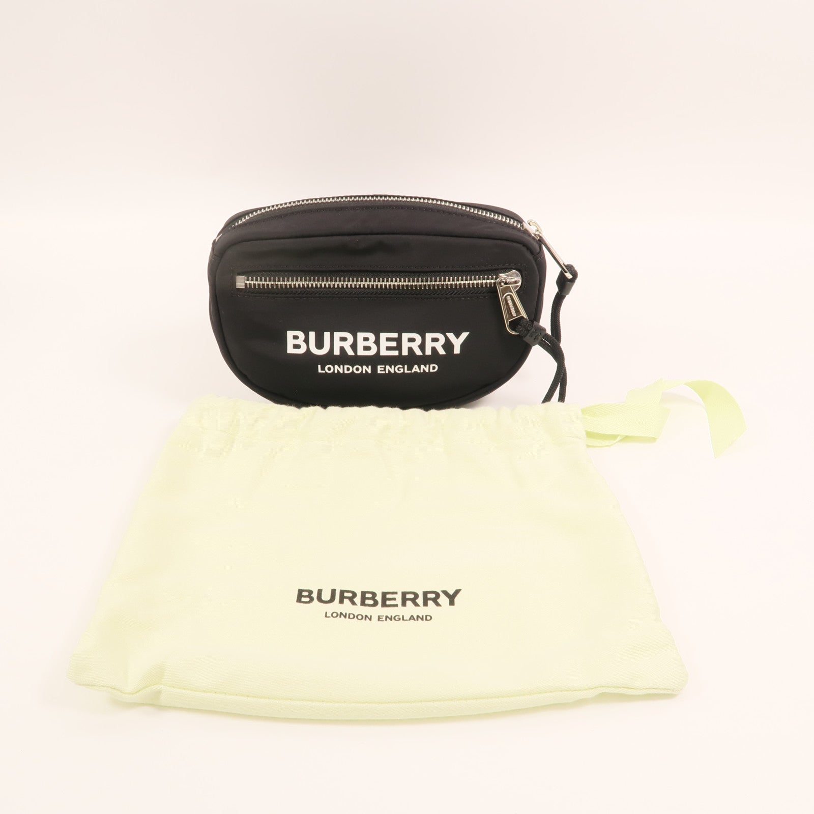 BURBERRY 尼龍Cannon Bag銀扣腰包