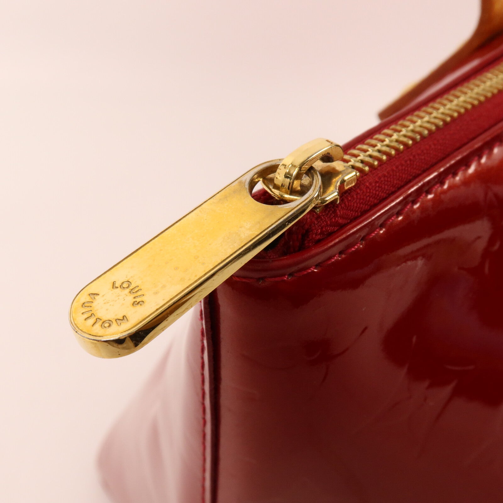 LOUIS VUITTON Vernis Bellevue PM手挽袋